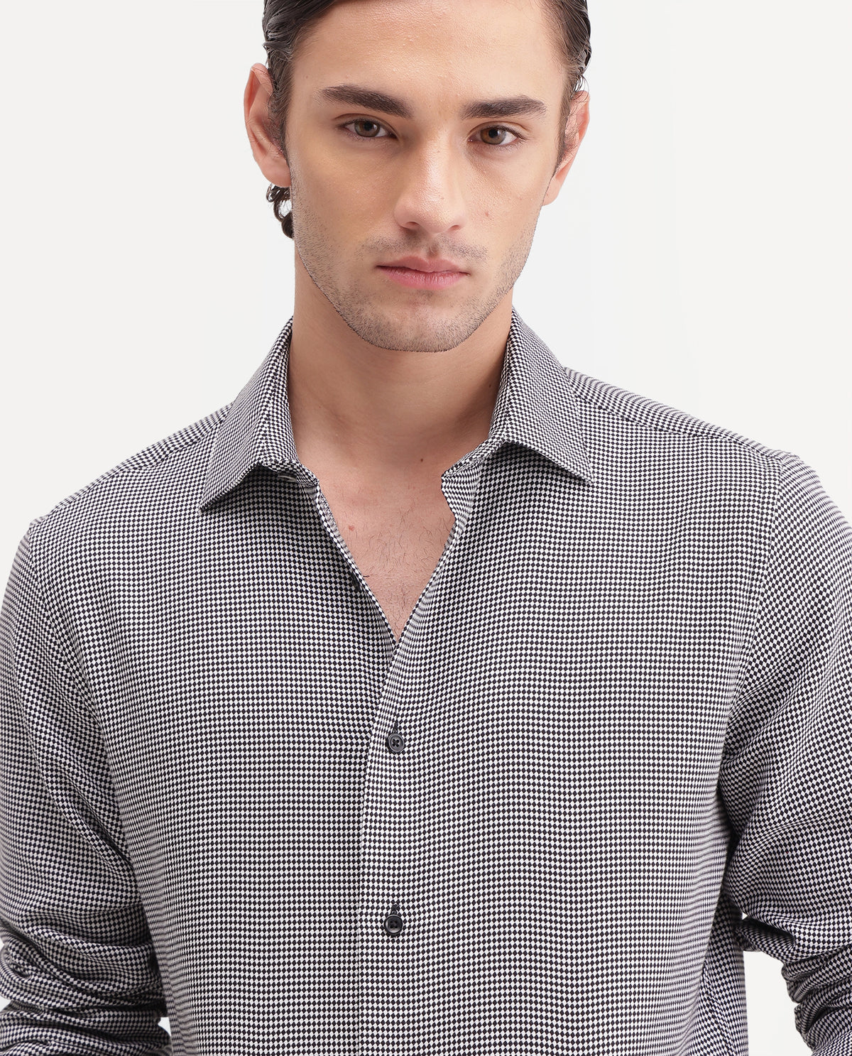 Rare Rabbit Men's Axel Black Cotton Blend Spread Collar Relaxed Fit Embroidered Shirt