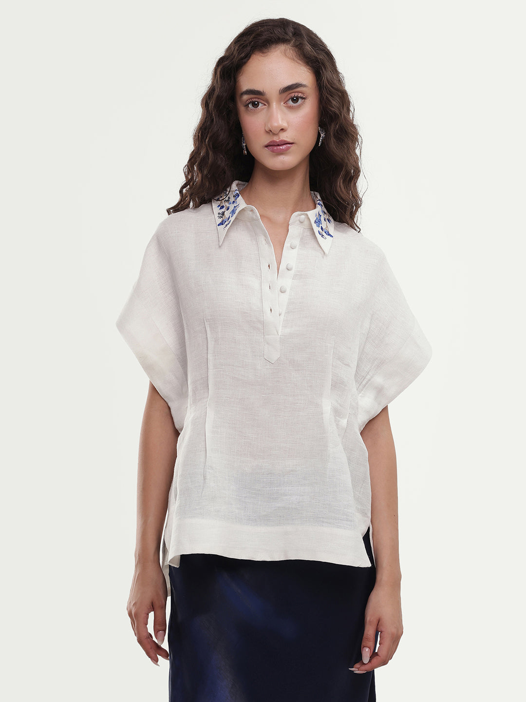 Rareism Women's Rubor Primary Off White 100% Linen Spread Collar Button Boxy Plain Top