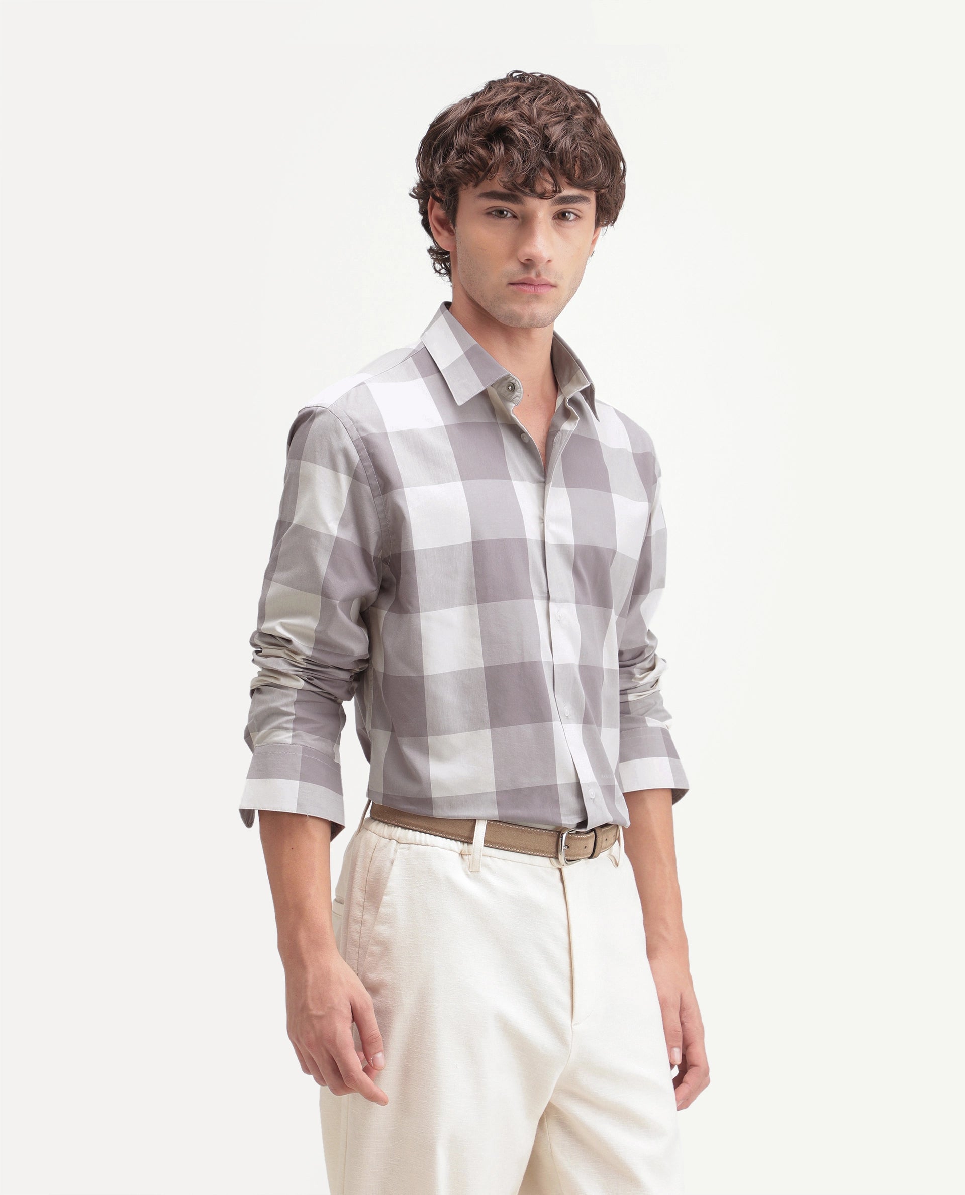 Rare Rabbit Men's Gryx Dusky Purple Cotton Blend Spread Collar Button Regular Checked Shirt