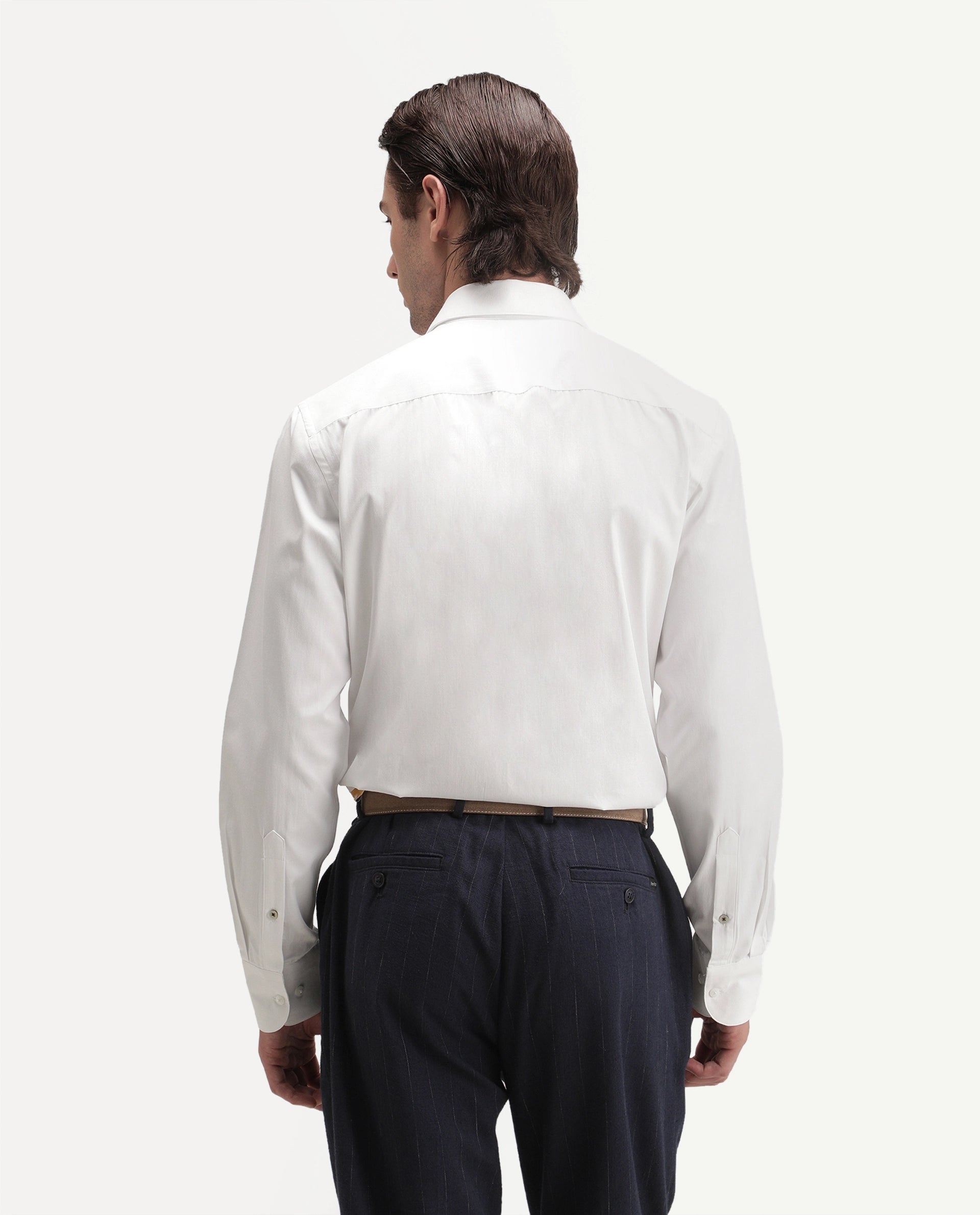 Rare Rabbit Men's Alvor Primary White Polyester Blend Spread Collar Button Regular Plain Shirt