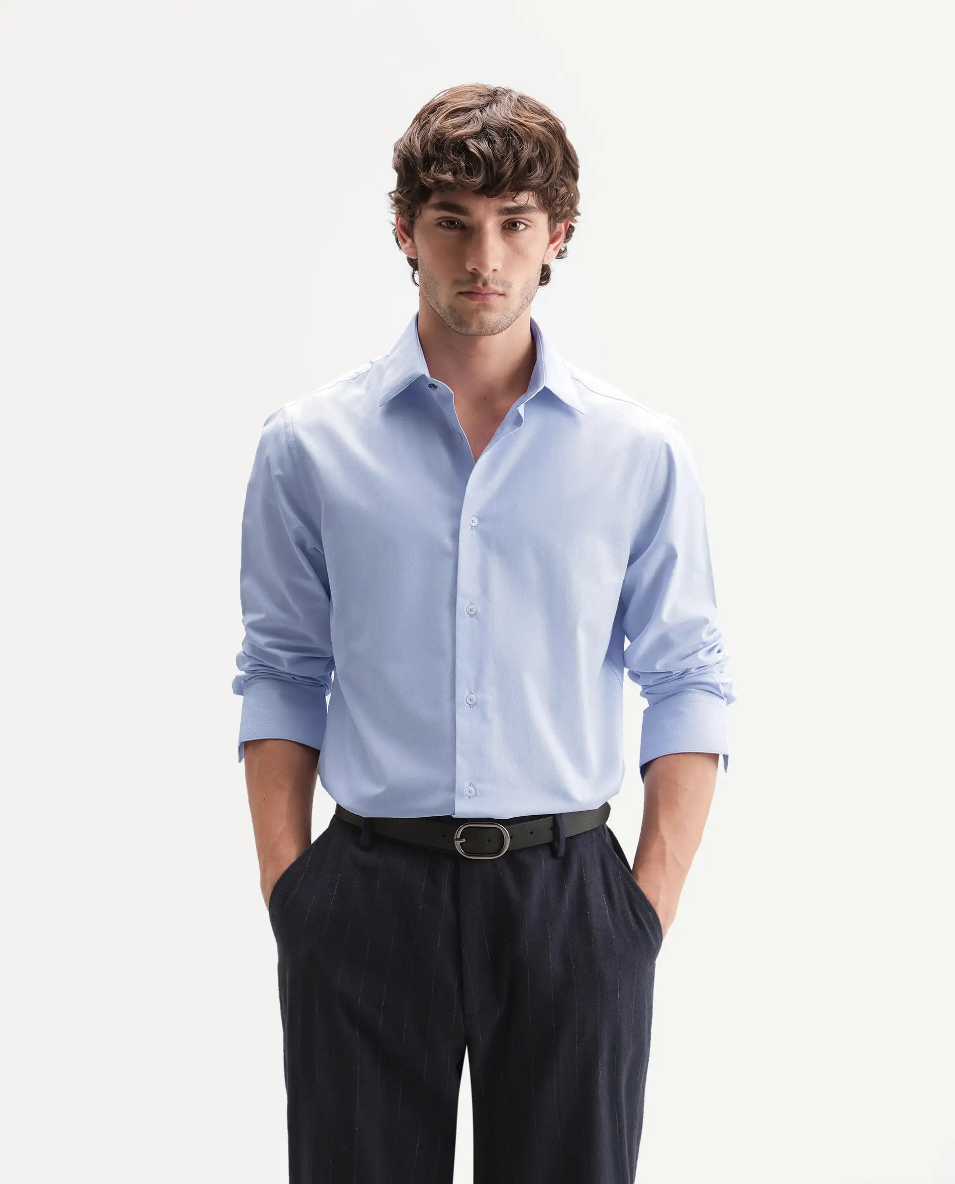 Rare Rabbit Men's Orvex Light Purple Polyester Blend Spread Collar Button Regular Plain Shirt