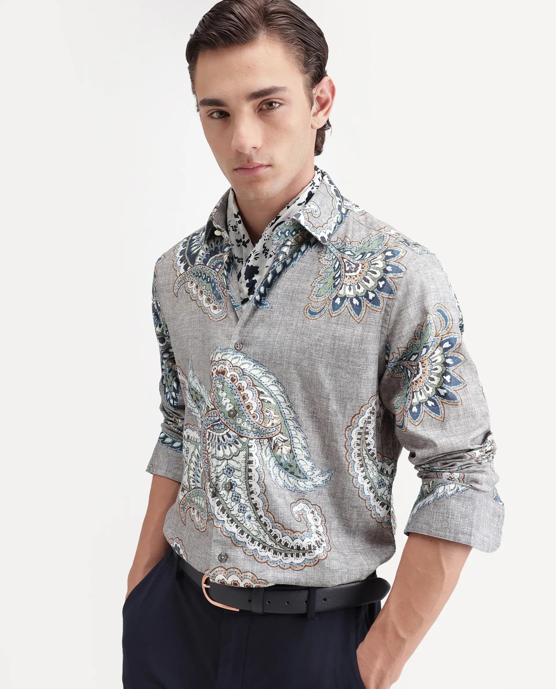 Rare Rabbit Men's Melo Primary Grey Cotton Blend Spread Collar Button Regular Paisley Print Shirt