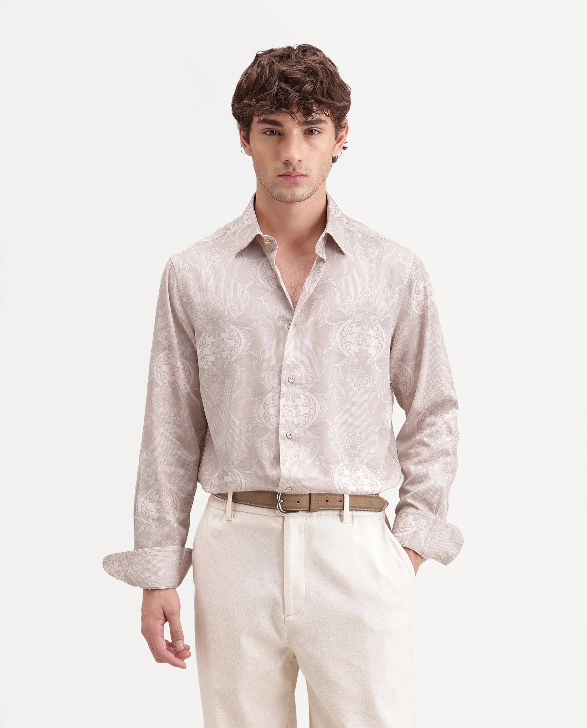 Rare Rabbit Men's Beki Primary Off White Cotton Blend Spread Collar Button Regular Geometric Print Shirt