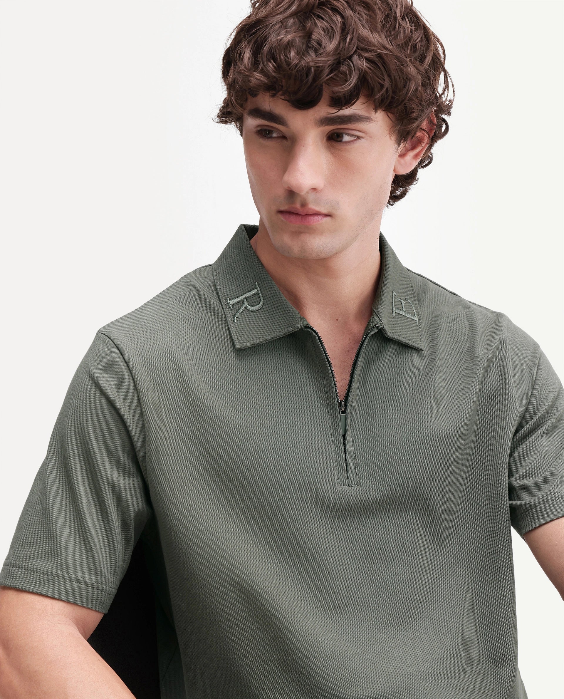 Rare Rabbit Men's Thero-A26 Dusky Green Cotton Blend Spread Collar Regular Plain Polo