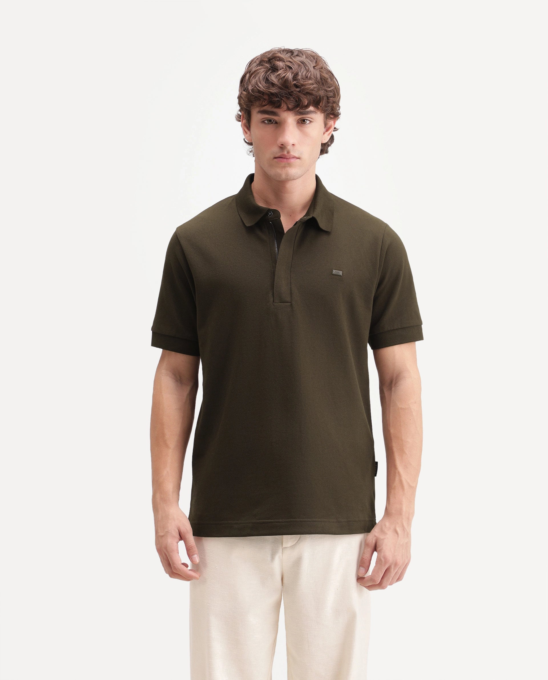Rare Rabbit Men's Salis-A26 Olive Cotton Blend Spread Collar Regular Plain Polo