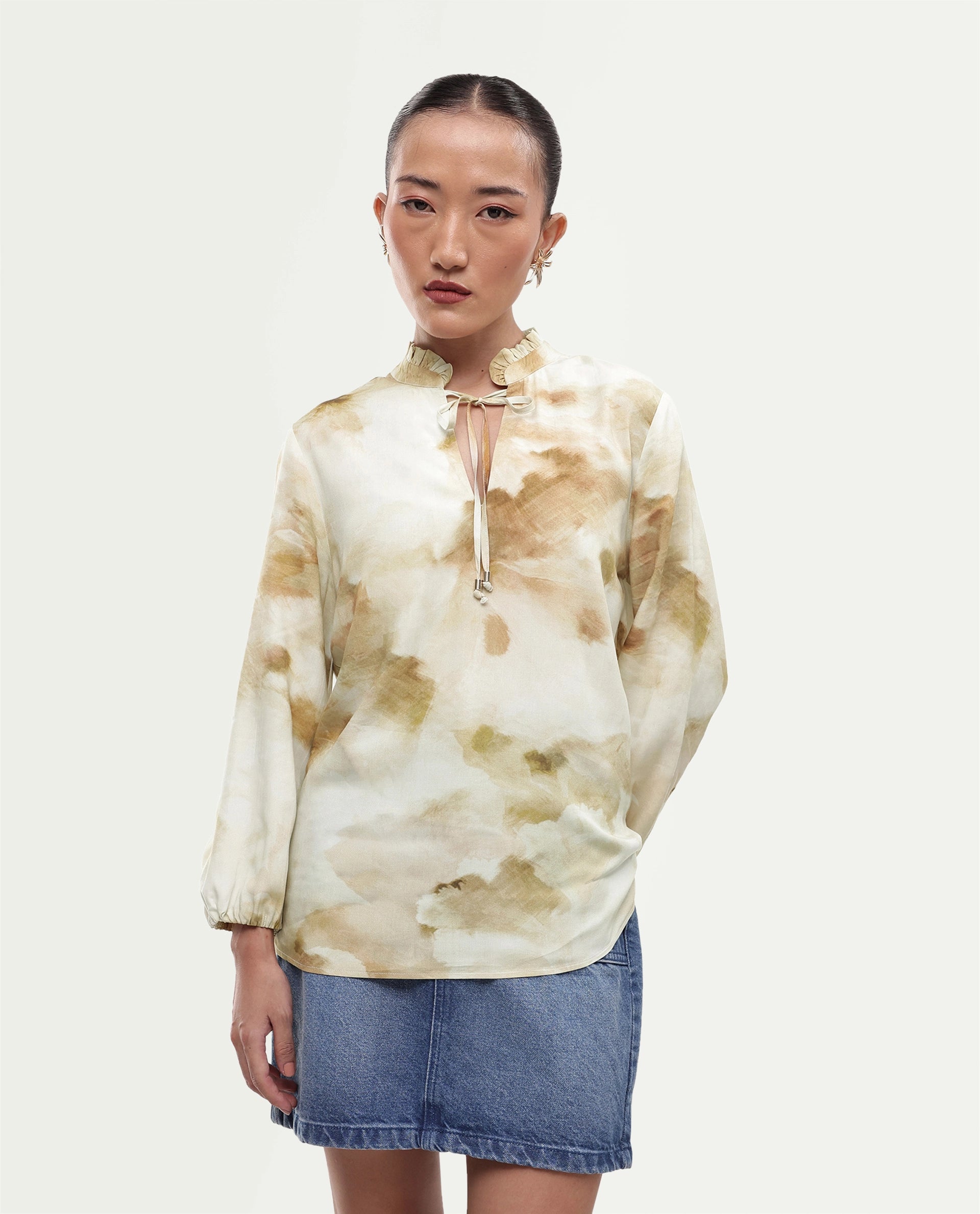 Rareism Women's Saito Olive Viscose Pull-On Regular Fit Abstract Print Top