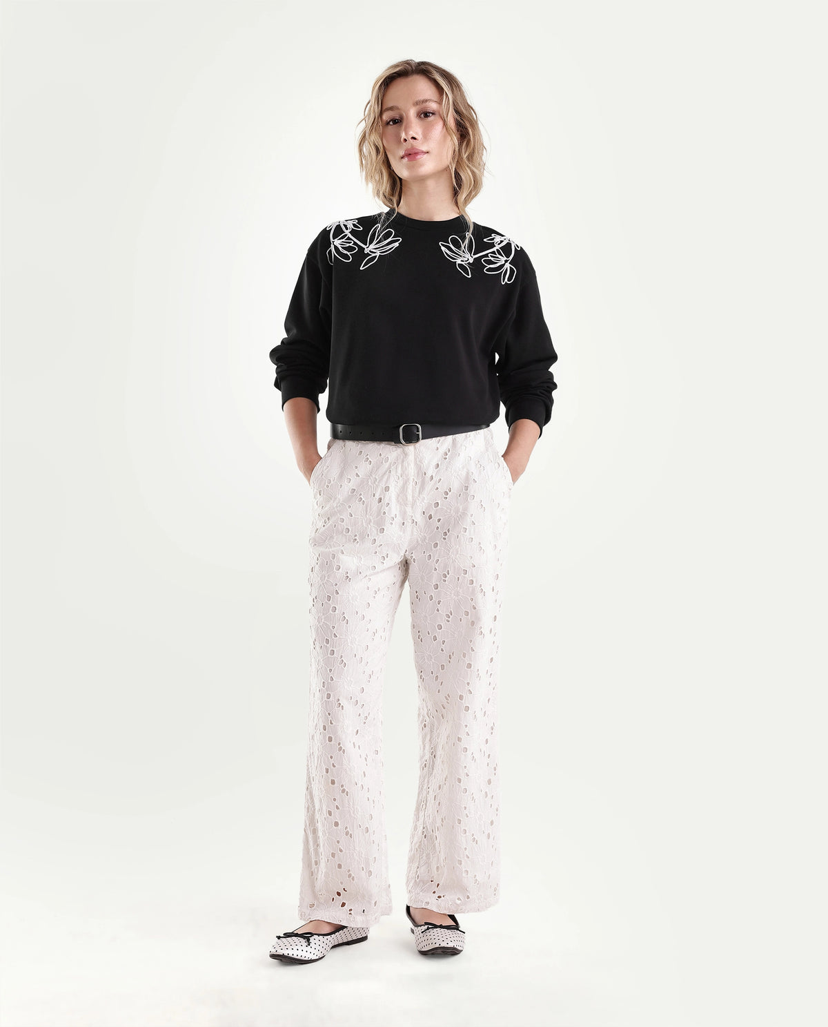 Rareism Women's Plat Black Cotton Blend Pull-On Relaxed Fit Floral Print Sweatshirt - image 2
