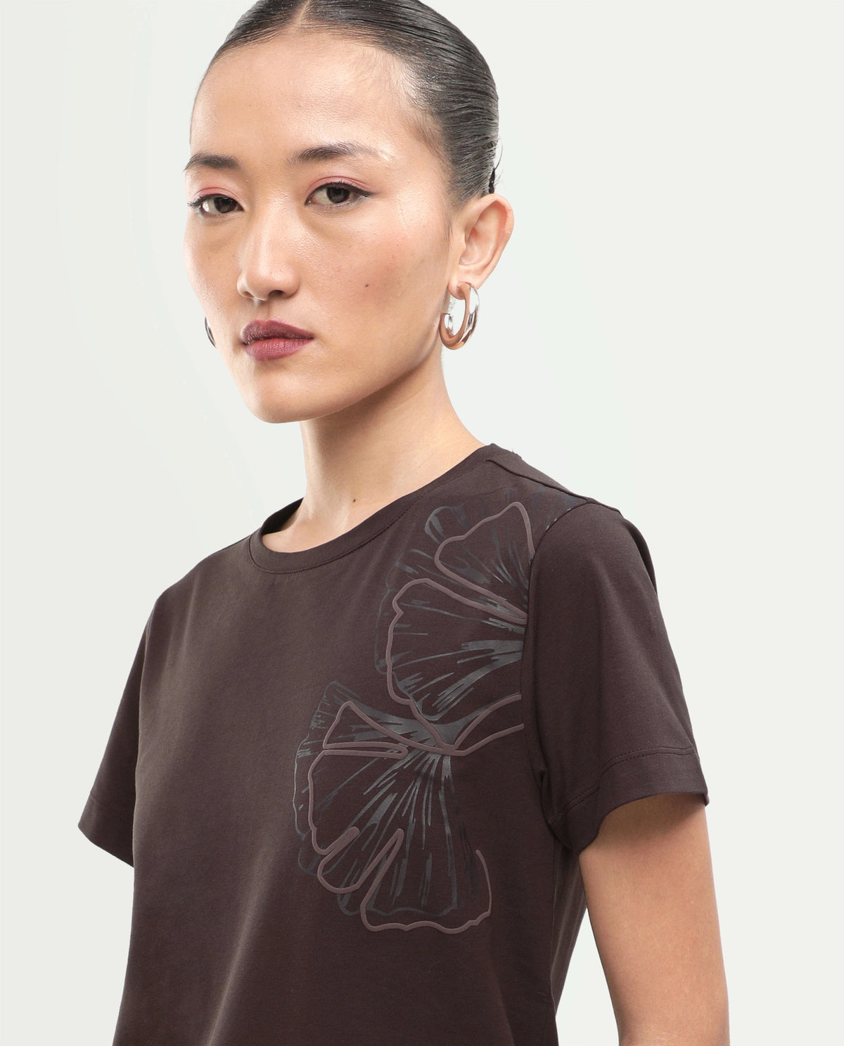 Rareism Women's Puncho Dark Brown Cotton Blend Pull-On Regular Fit Printed T-Shirt