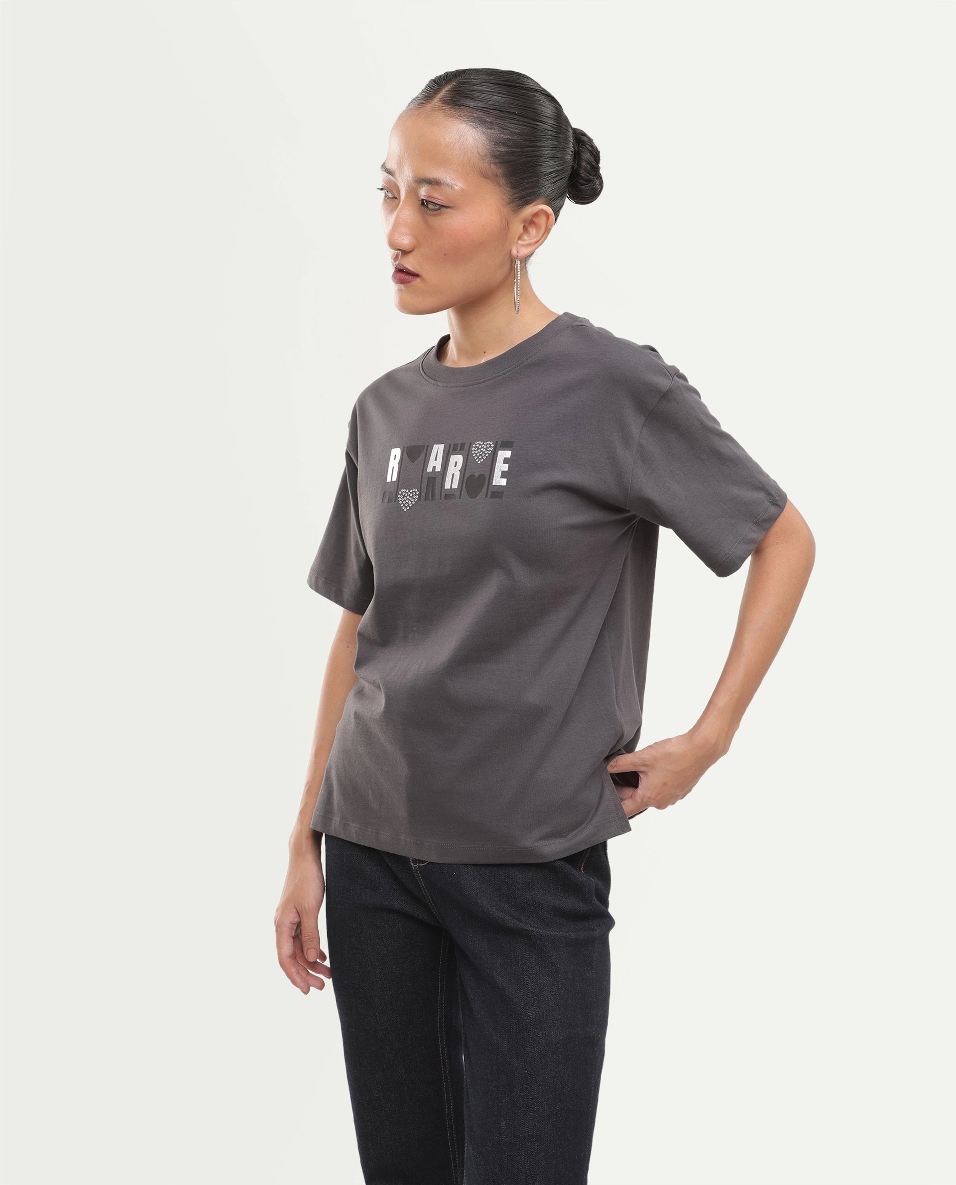 Rareism Women's Pono Dark Grey Cotton Pull-On Relaxed Fit Printed T-Shirt