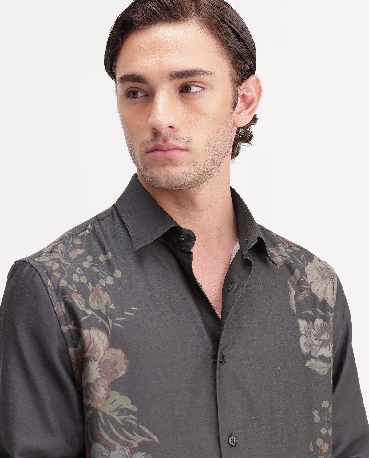 Rare Rabbit Men's Yavi Black Cotton Blend Spread Collar Regular Floral Print Shirt