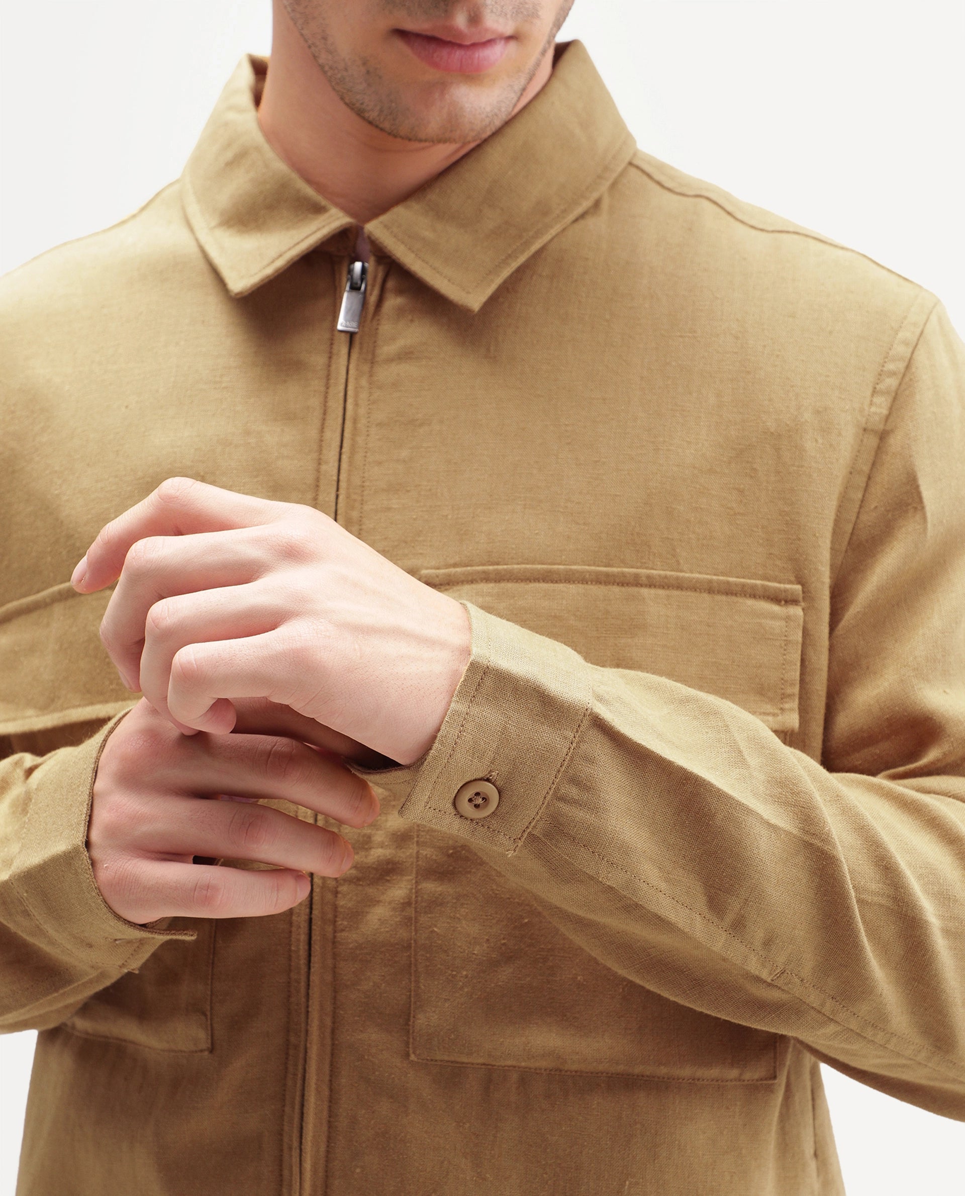 Rare Rabbit Men's Jomo-T-Aw26 Mustard Linen Blend Spread Collar Relaxed Plain Shacket
