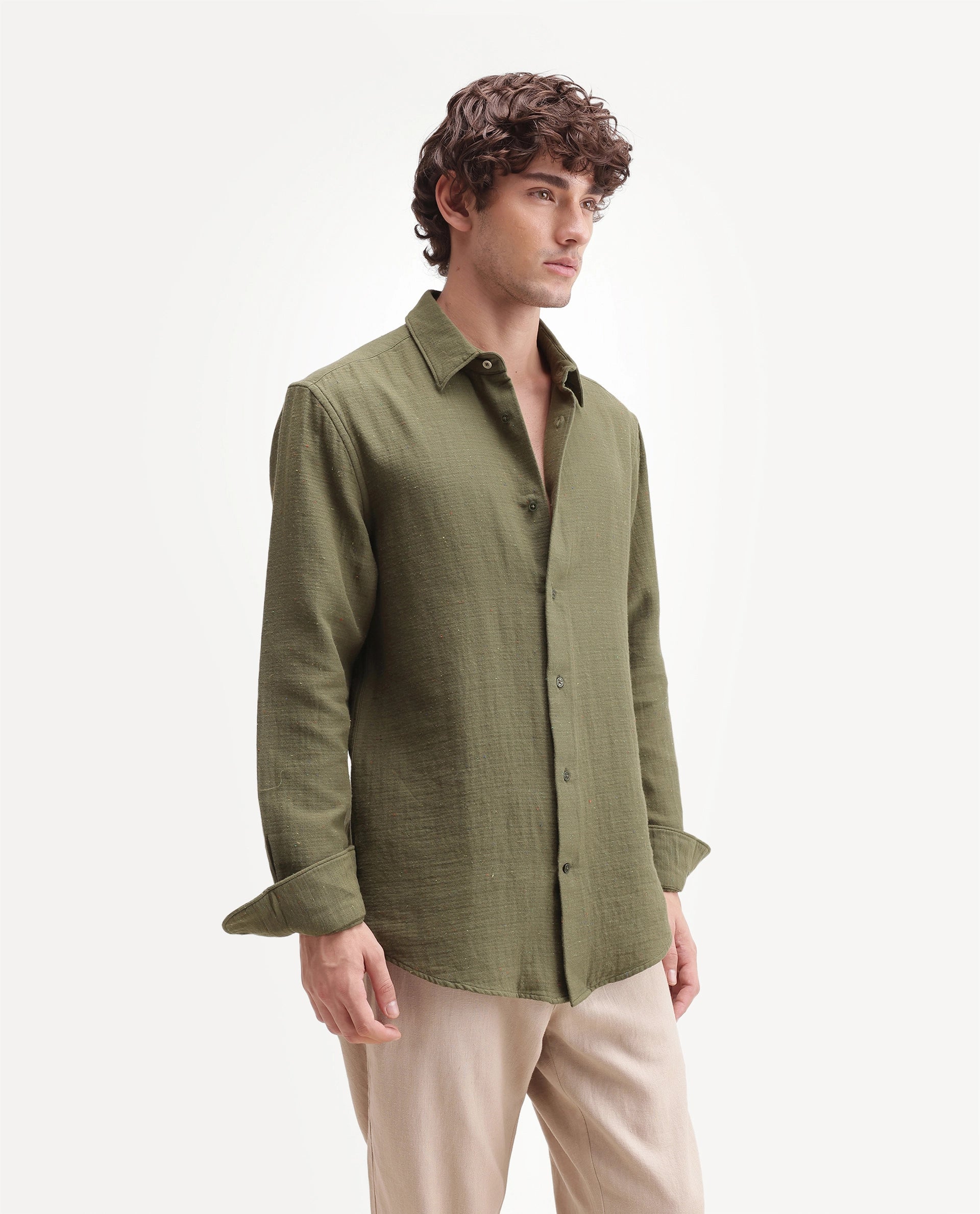 Rare Rabbit Men's Cira Dark Green Cotton Blend Spread Collar Regular Plain Shirt