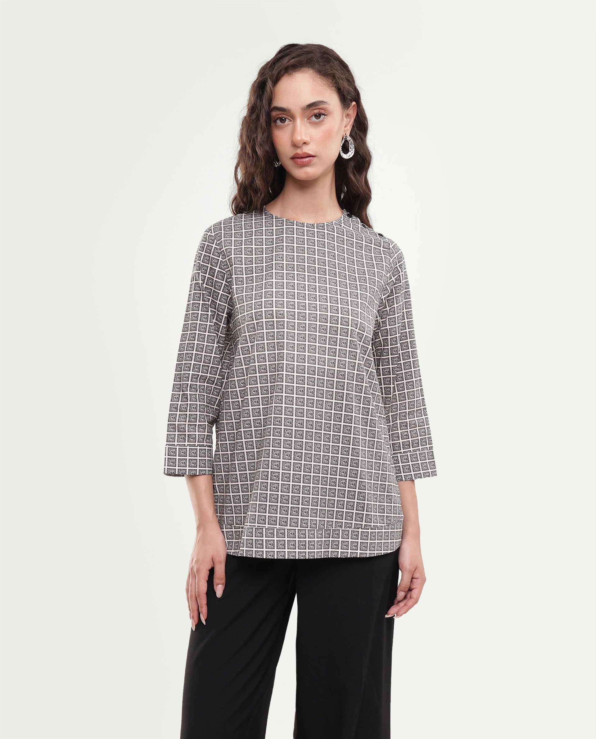 Rareism Women's Mahj Beige Geometric Cotton A-Line Three Quarter Sleeve Top