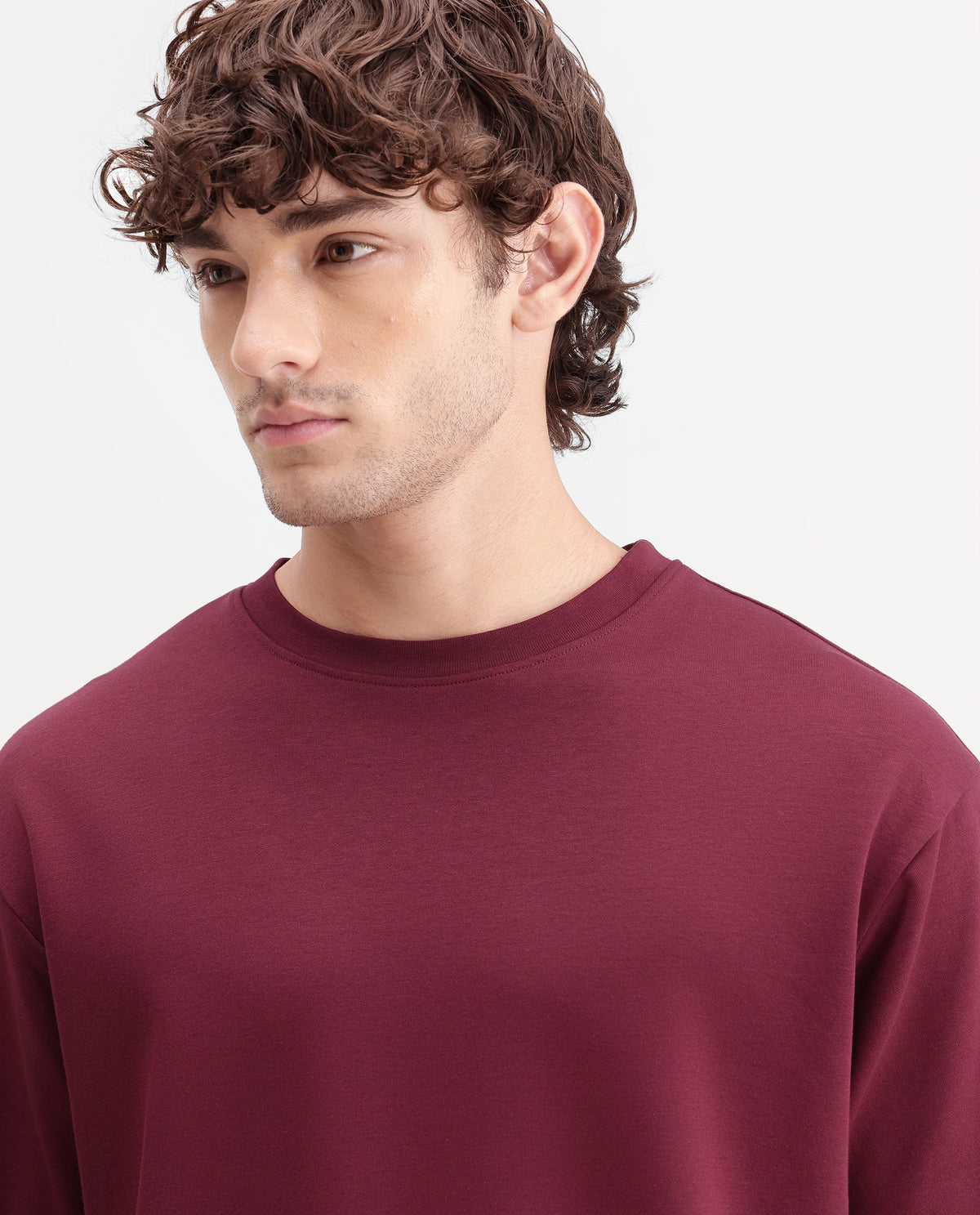 Rare Rabbit Men's Kopa Primary Maroon Cotton Blend Crew Neck Regular Plain T-Shirt