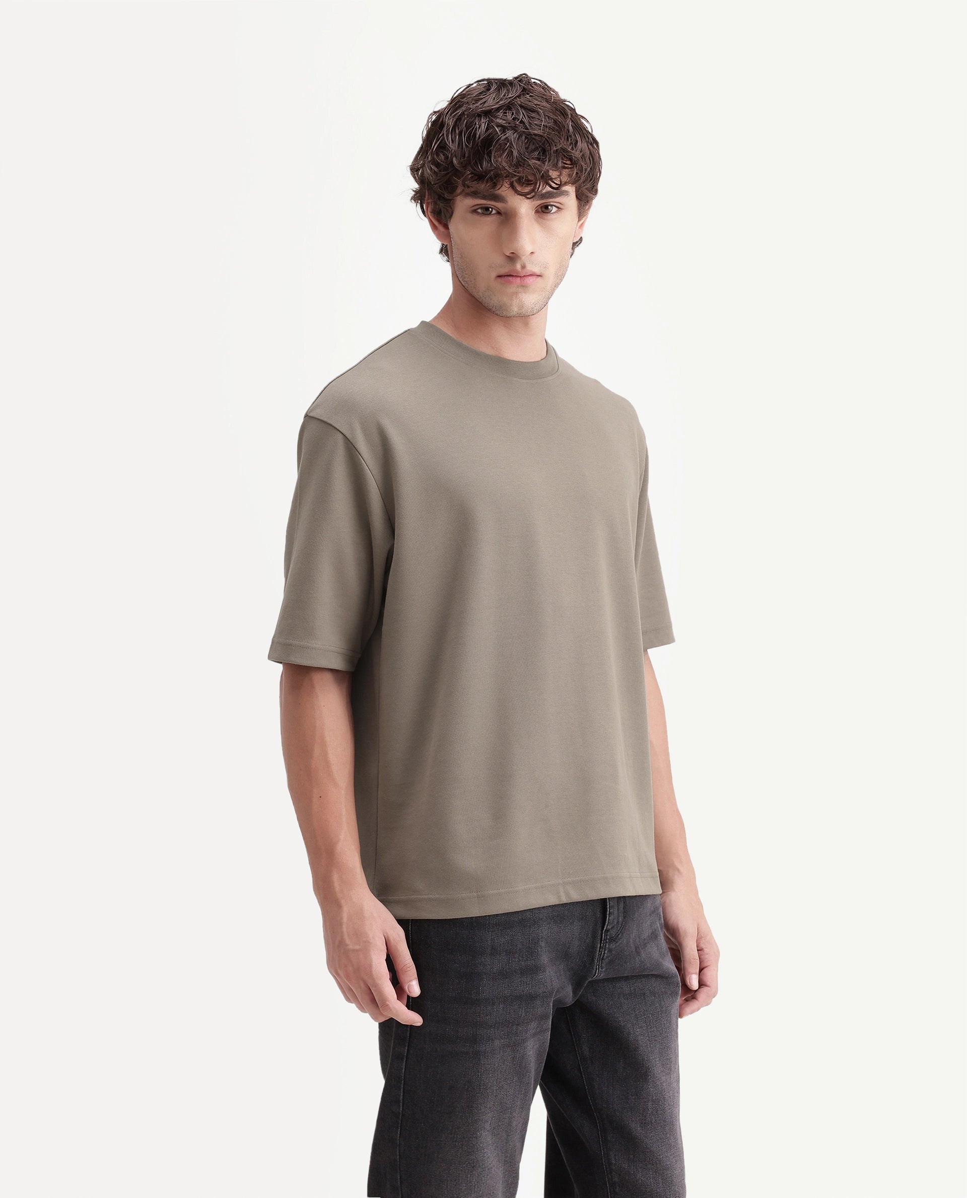 Rare Rabbit Men's Kopa Primary Olive Cotton Blend Crew Neck Regular Plain T-Shirt