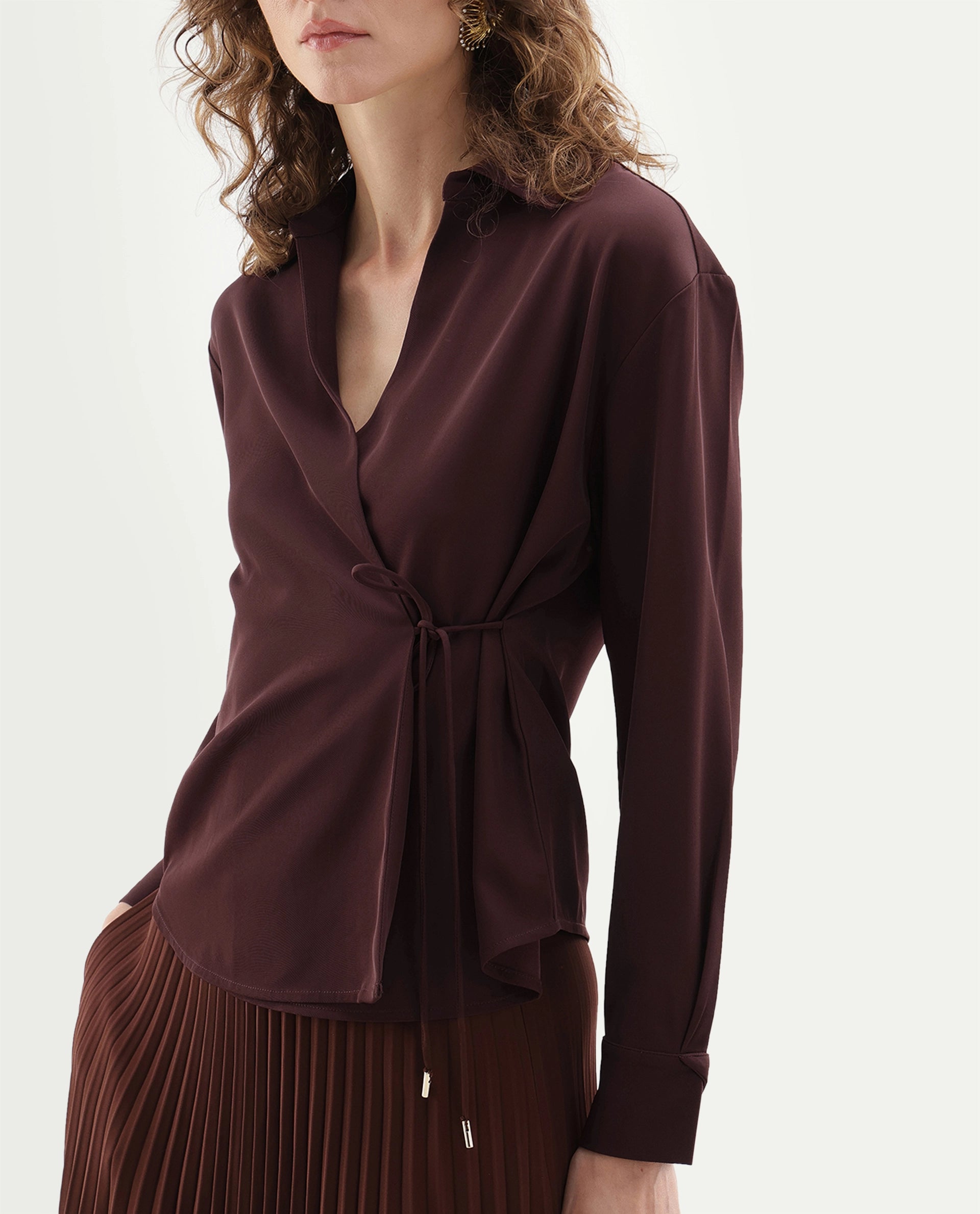 Rareism Women's Qansu-T Primary Brown Polyester Spread Collar Wrap Plain Top