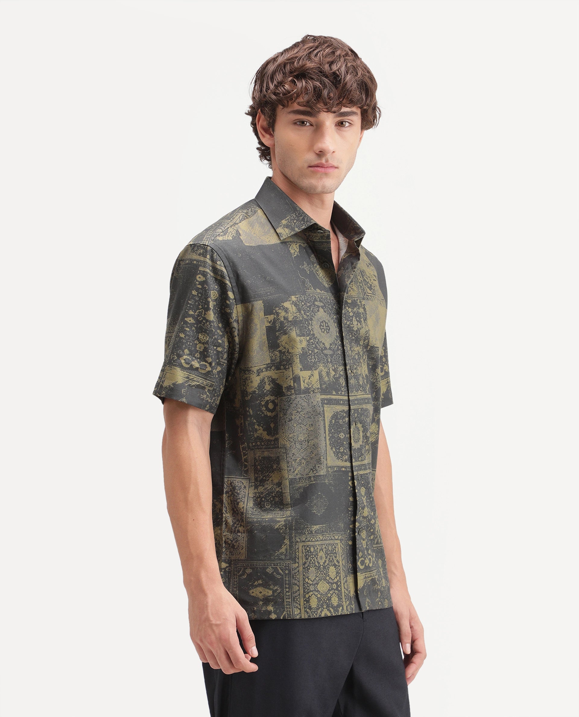Rare Rabbit Men's Carpo Green Cotton Blend Spread Collar Relaxed Abstract Print Shirt