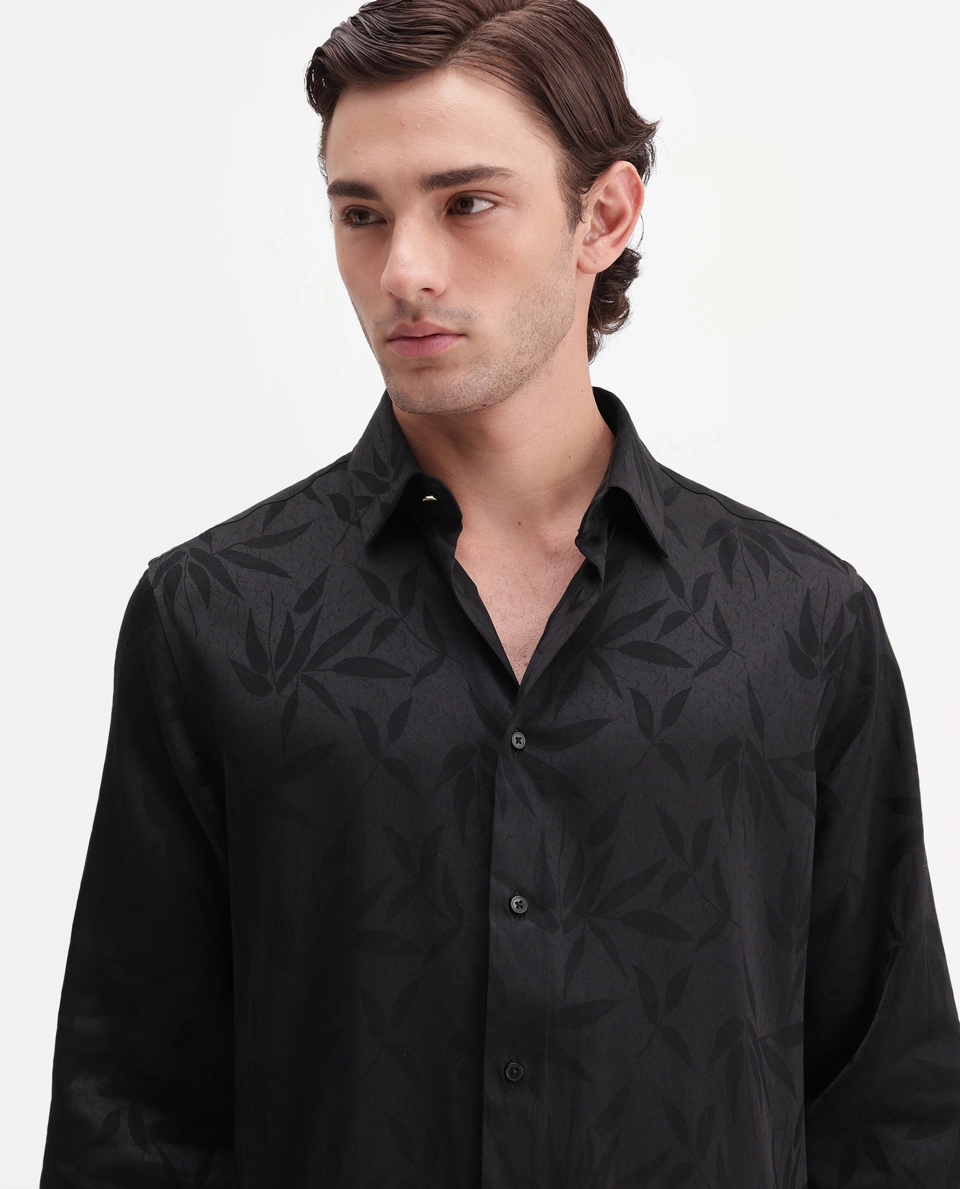 Rare Rabbit Men's Shin Black Polyester Blend Spread Collar Regular Jacquard Shirt