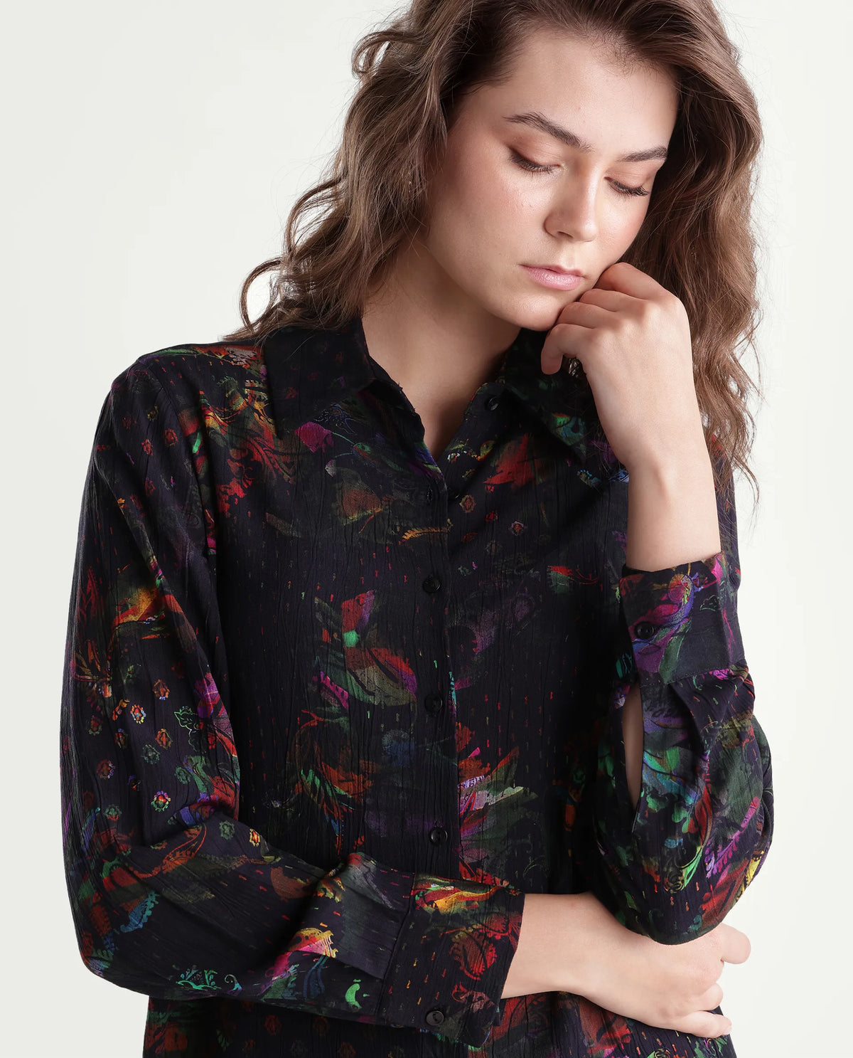 Rareism Women's Mausi Multi Viscose Spread Collar Regular Ornamental Print Shirt