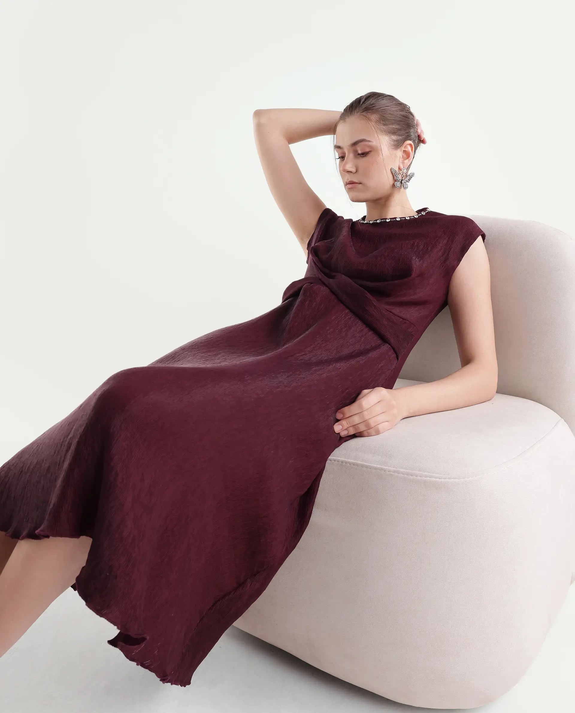 Rareism Women's Xiot Dark Maroon Viscose Blend Crew Neck Fit And Flare Plain Dress