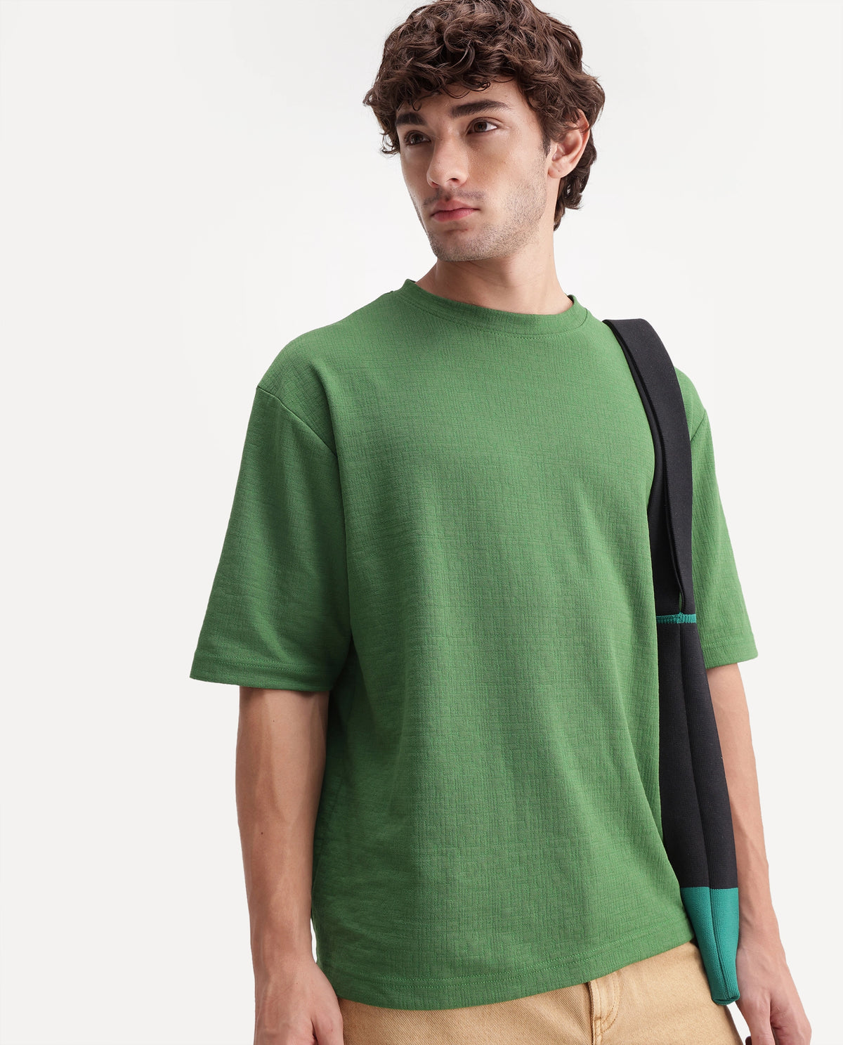 Rare Rabbit Men's Rodo Primary Green Cotton Blend Crew Neck Regular Plain T-Shirt