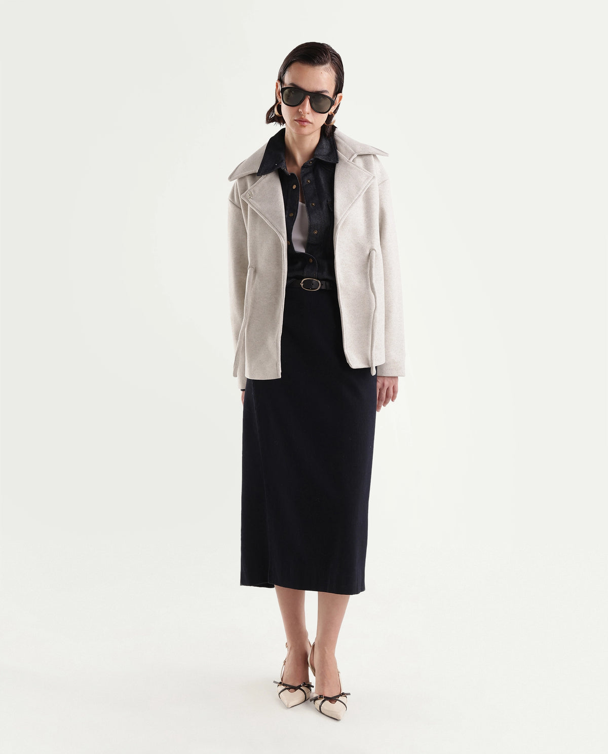 Rareism Women's Nittizaw26 Off White Polyester Blend Lapel Neck Snap Button Regular Plain Jacket - image 2