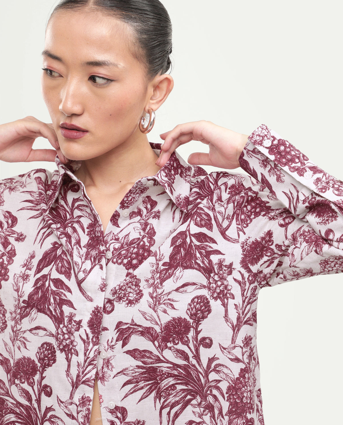 Rareism Women's Fony-T Red Cotton Spread Collar Relaxed Floral Print Shirt