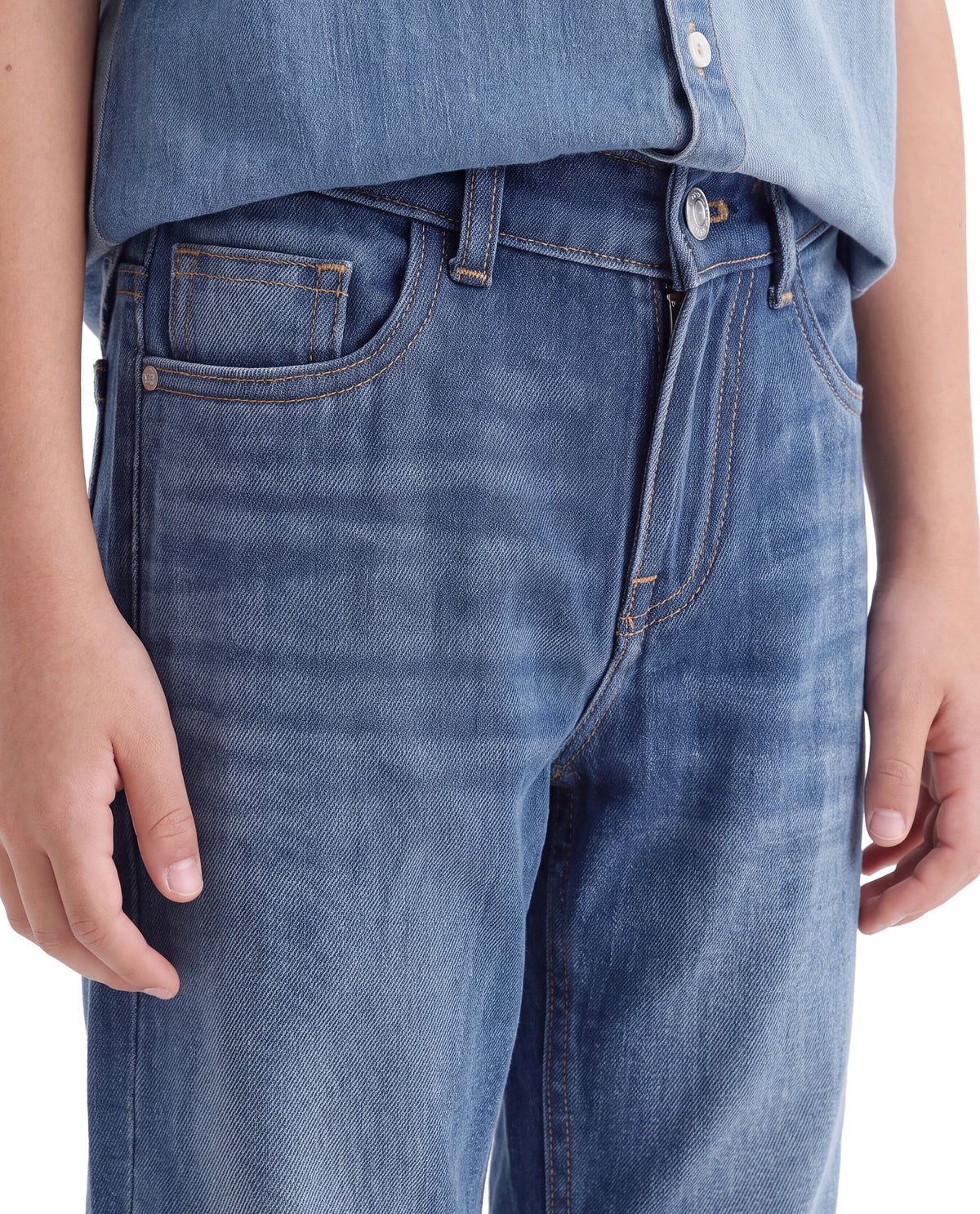 Rare Ones Kids Indi-K-26 Light Blue Cotton Fabric Button And Zip Closure Regular Fit Plain Jeans