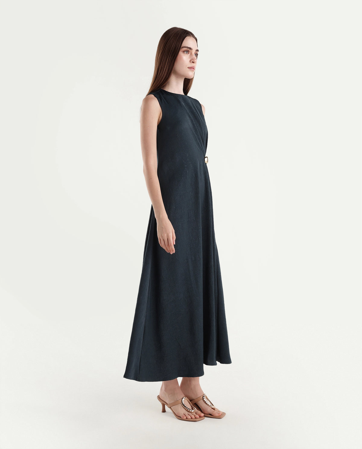 Rareism Women's Xoa Teal Polyester Round Neck Sheath Plain Dress - image 4