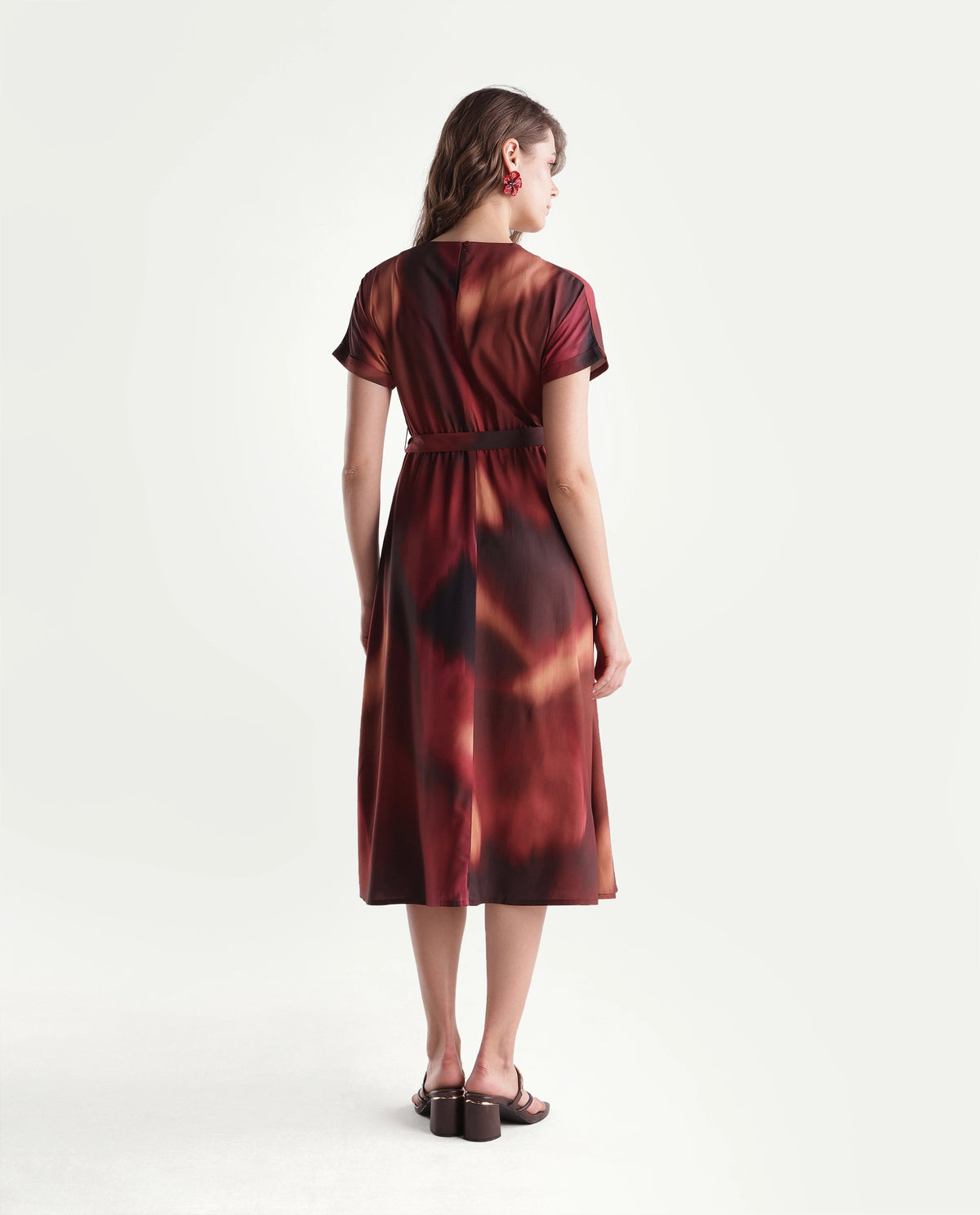 Rareism Women's Sufon Dark Brown Viscose Crew Neck Fit And Flare Abstract Print Dress