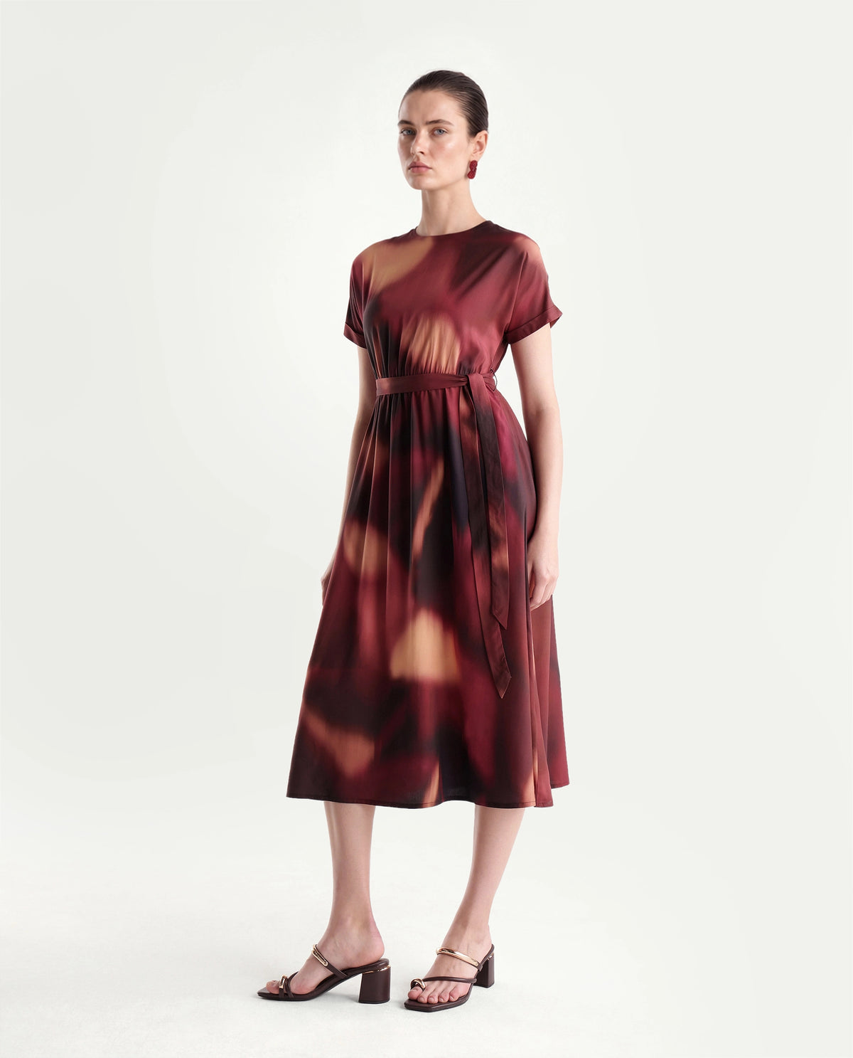 Rareism Women's Sufon Dark Brown Viscose Crew Neck Fit And Flare Abstract Print Dress