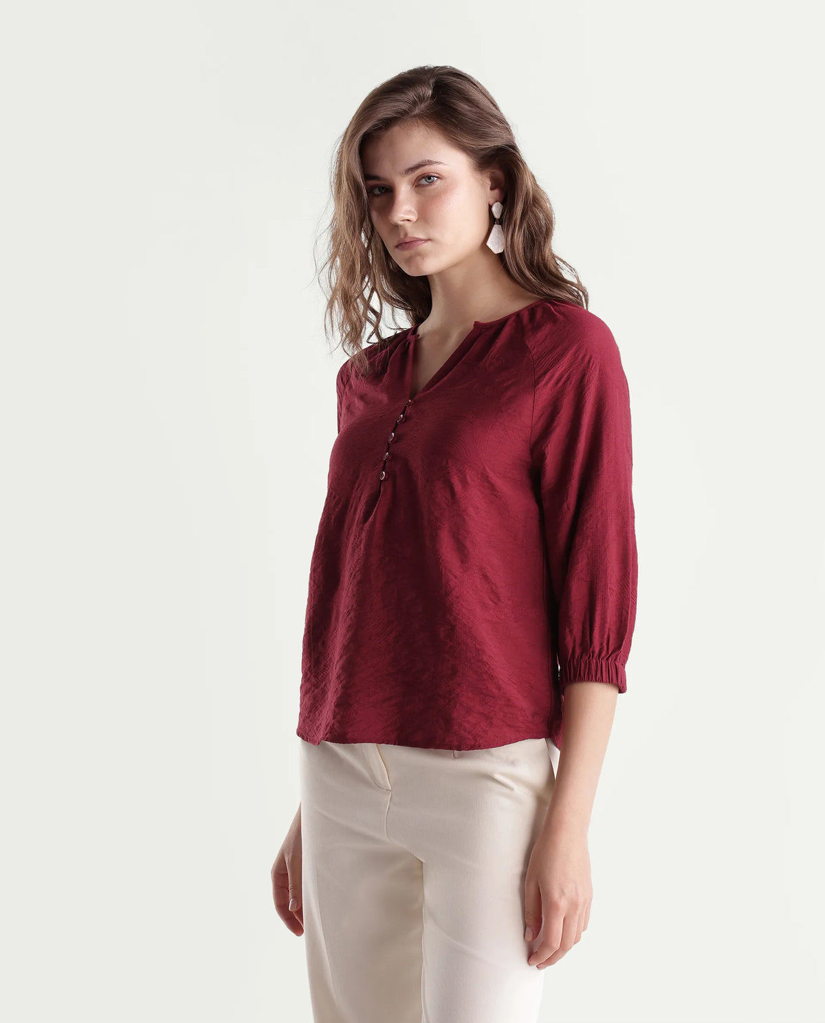 Rareism Women's Bessy Maroon Viscose Blend V-Neck Bodycon Jacquard Top
