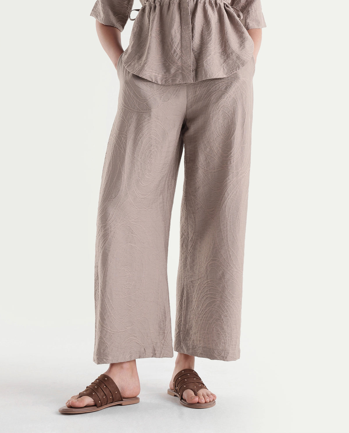 Rareism Women's Dim-B Dusky Beige Viscose Blend Barrel Jacquard Trouser