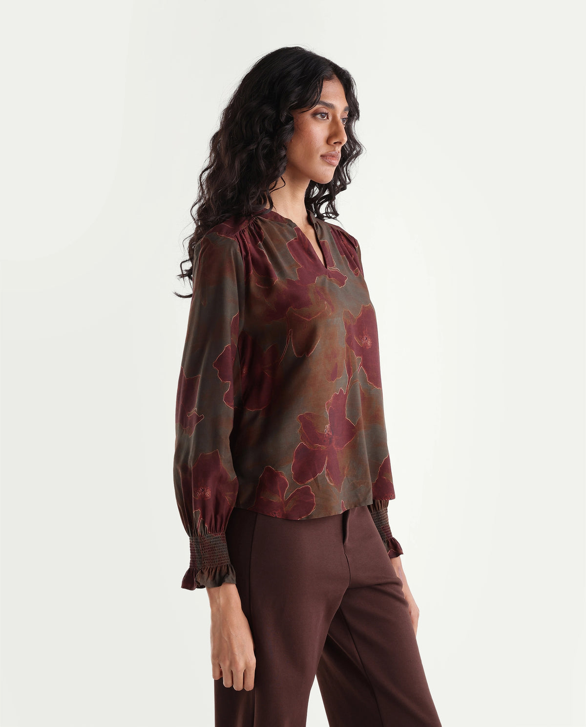 Rareism Women's Heckel Dark Olive Viscose Relaxed Fit Abstract Print Top - image 4