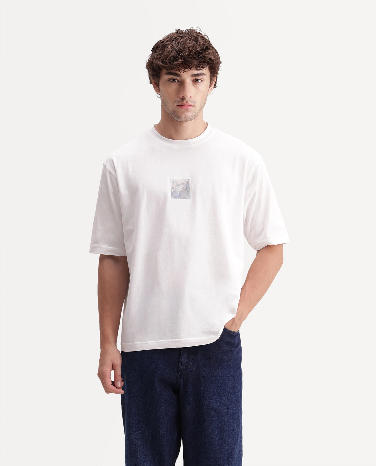 Rare Rabbit Mens Vero White Cotton Blend Pull-On Regular Graphic Print T-Shirt