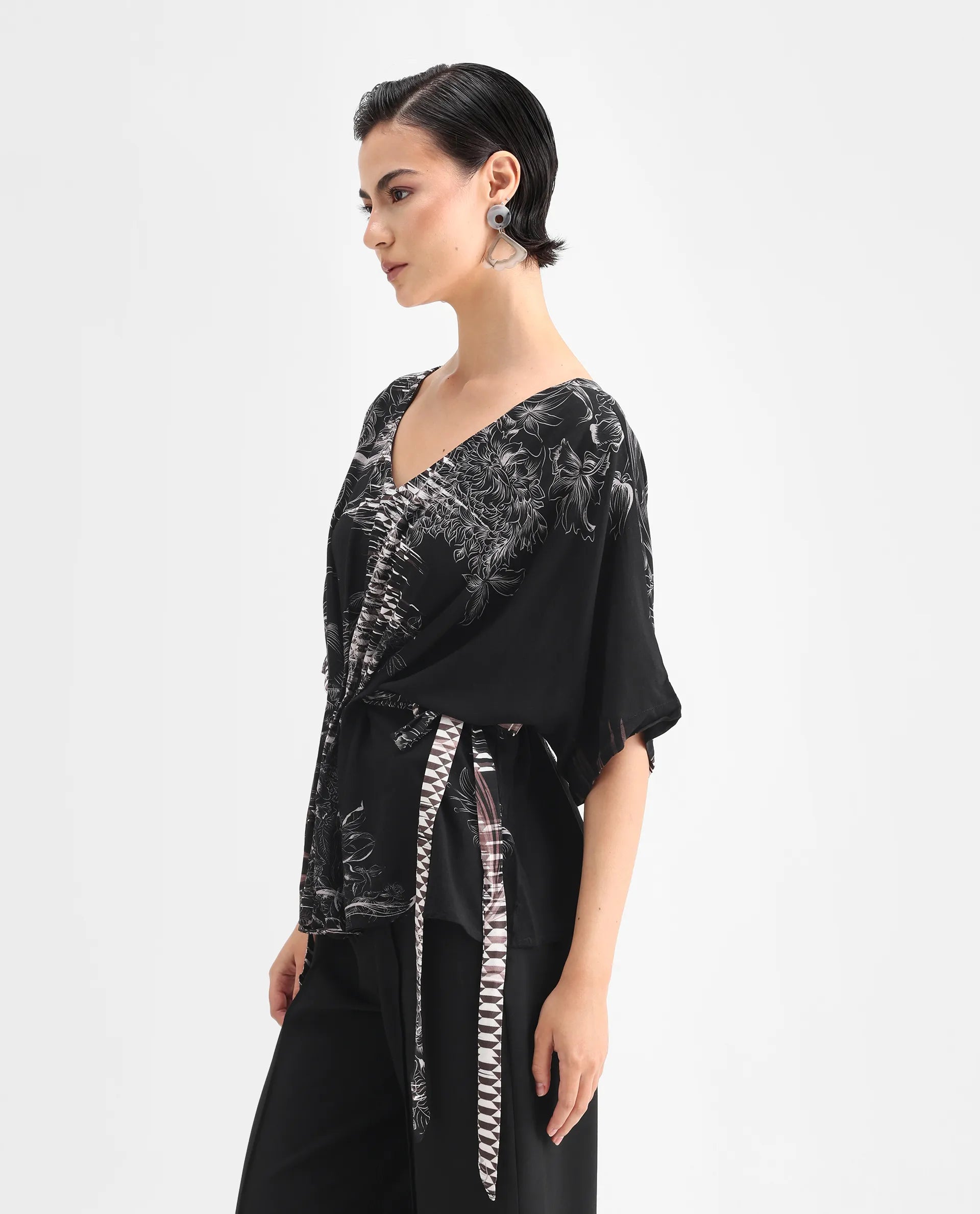 Rareism Women's Rufu Black Viscose Blend V-Neck Abstract Print Extended Sleeves Relaxed Fit Top