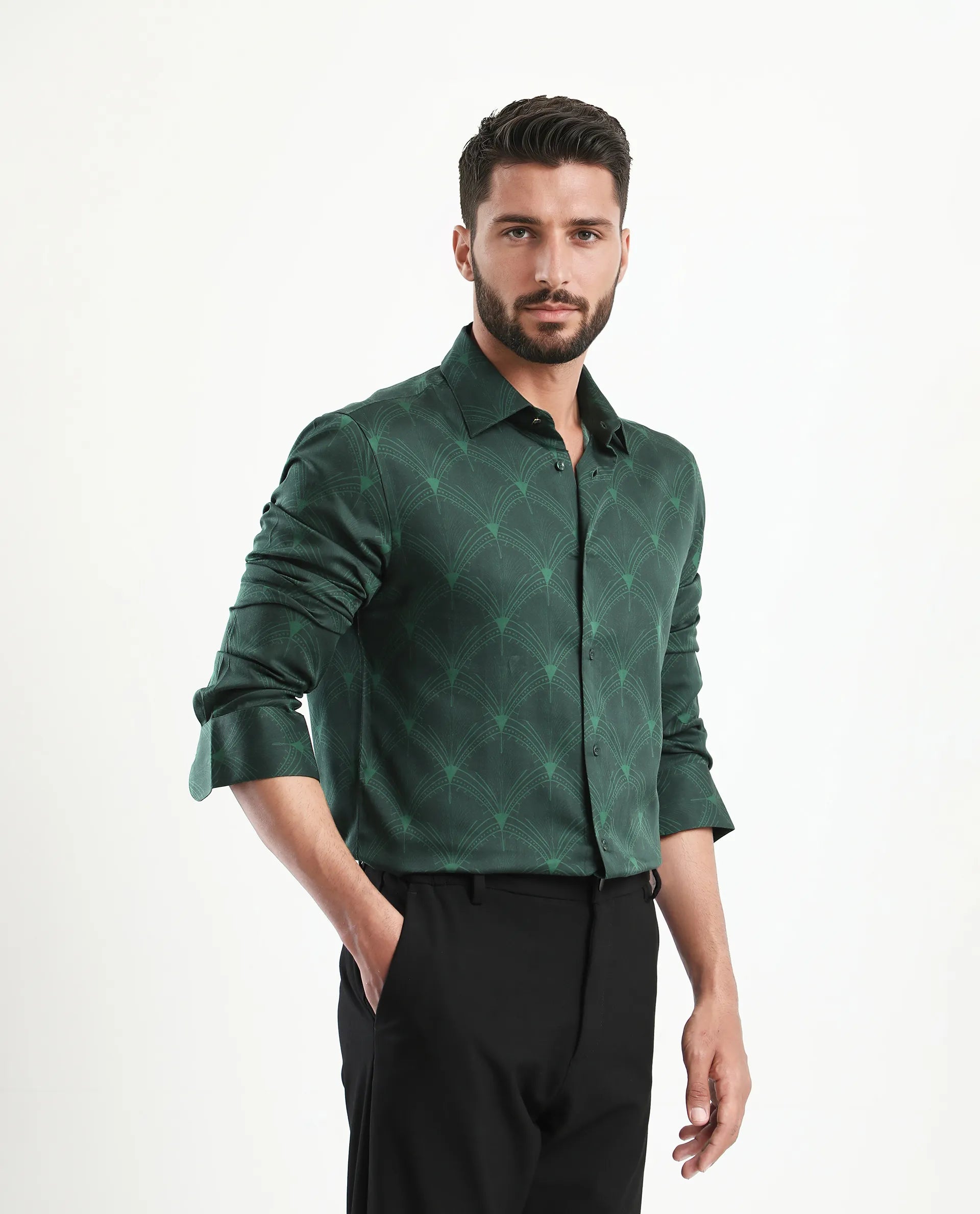 Rare Rabbit Men's Runi Green Cotton Blend Decorative Print Regular Fit Full Sleeve Collared Shirt
