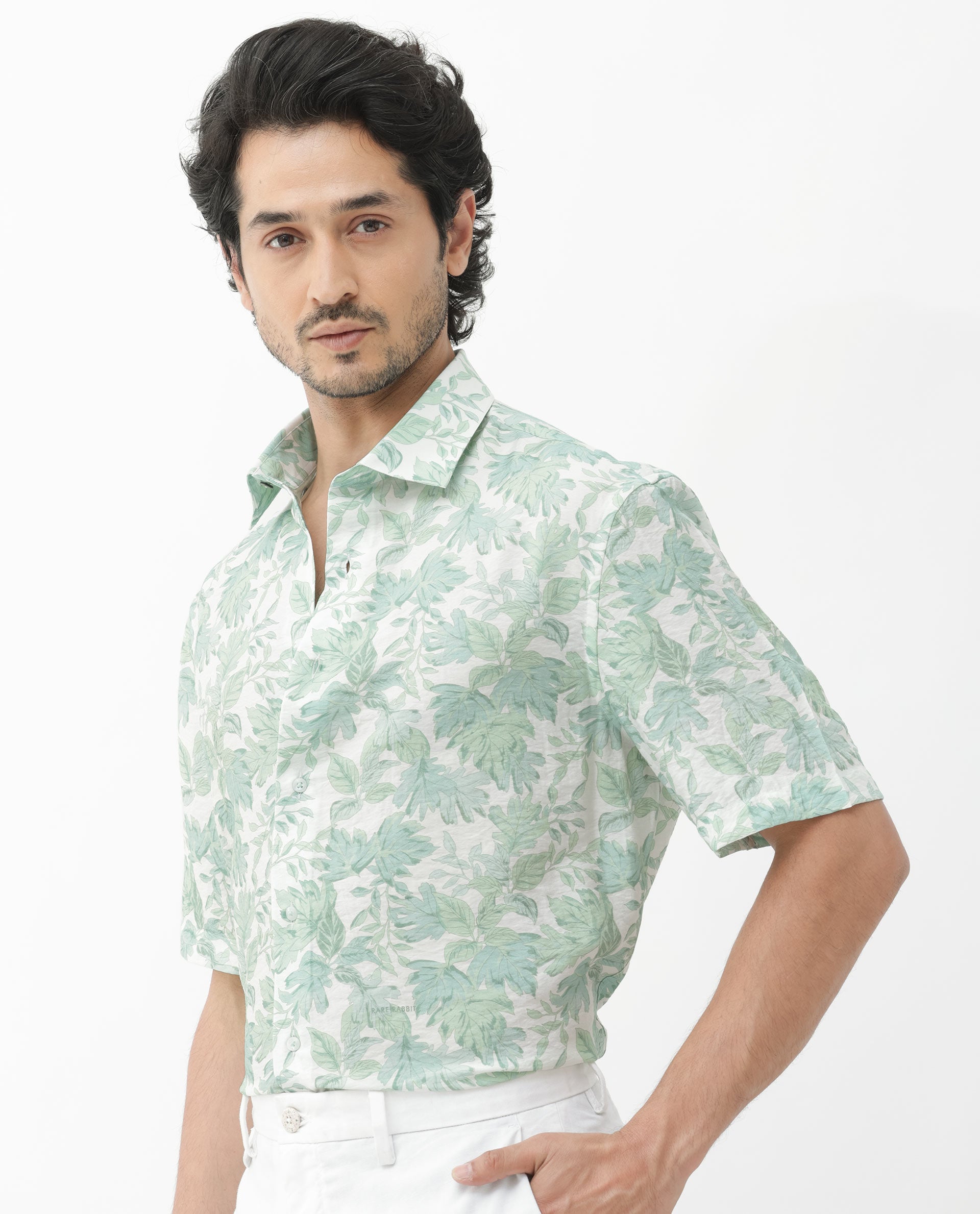 Rare Rabbit Mens Sage Pastel Green Viscose Nylon Fabric Blend Short Sleeve Boxy Fit Tropical Print Shirt