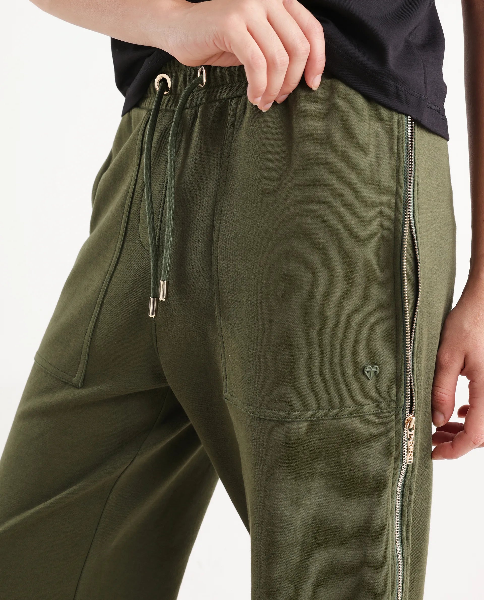 Rareism Women's Saints Olive Cotton Blend Plain Ankle Length Regular Fit Track Pant