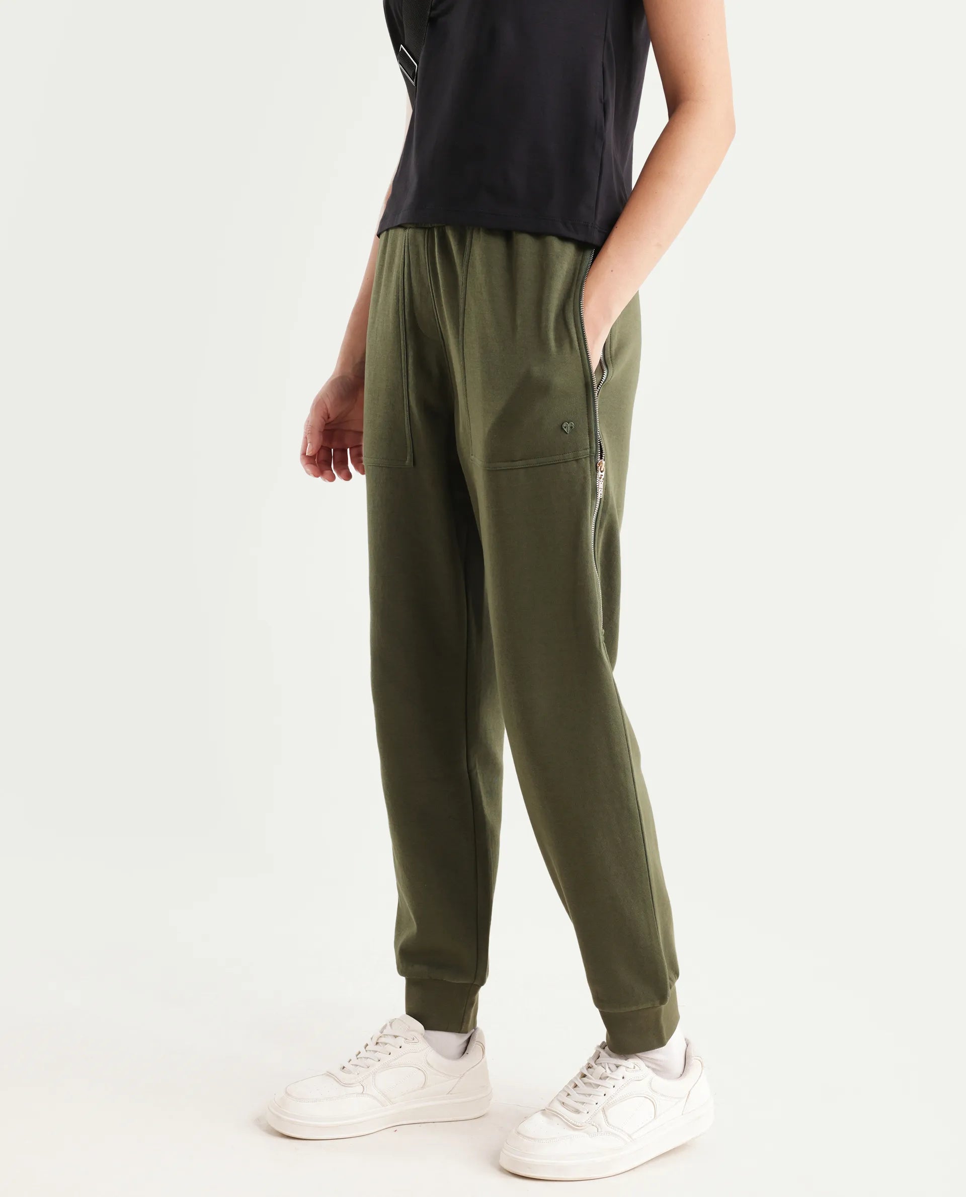 Rareism Women's Saints Olive Cotton Blend Plain Ankle Length Regular Fit Track Pant