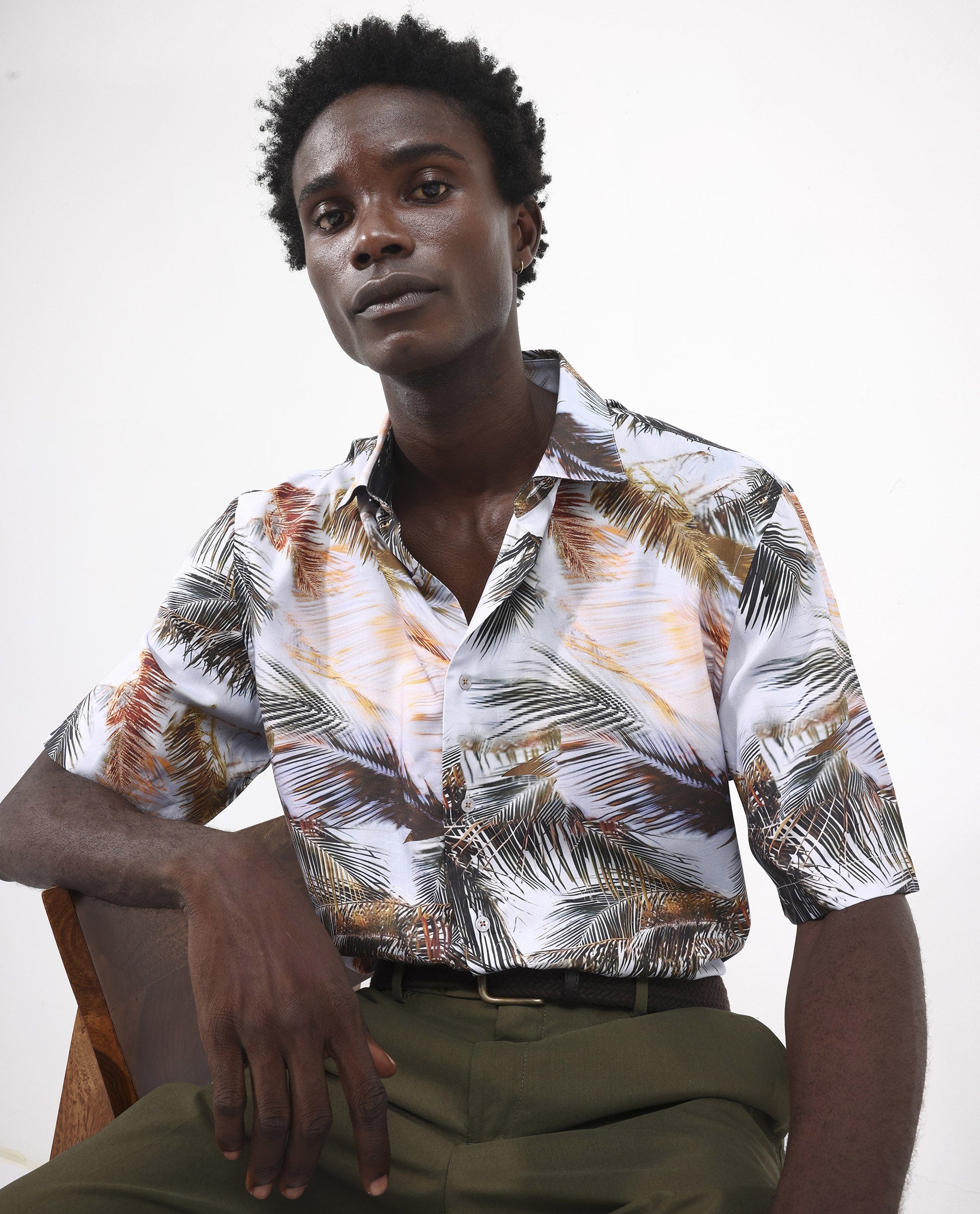 Rare Rabbit Men's Saiph Pastel Purple Viscose Fabric Short Sleeve Boxy Fit Tropical Print Shirt