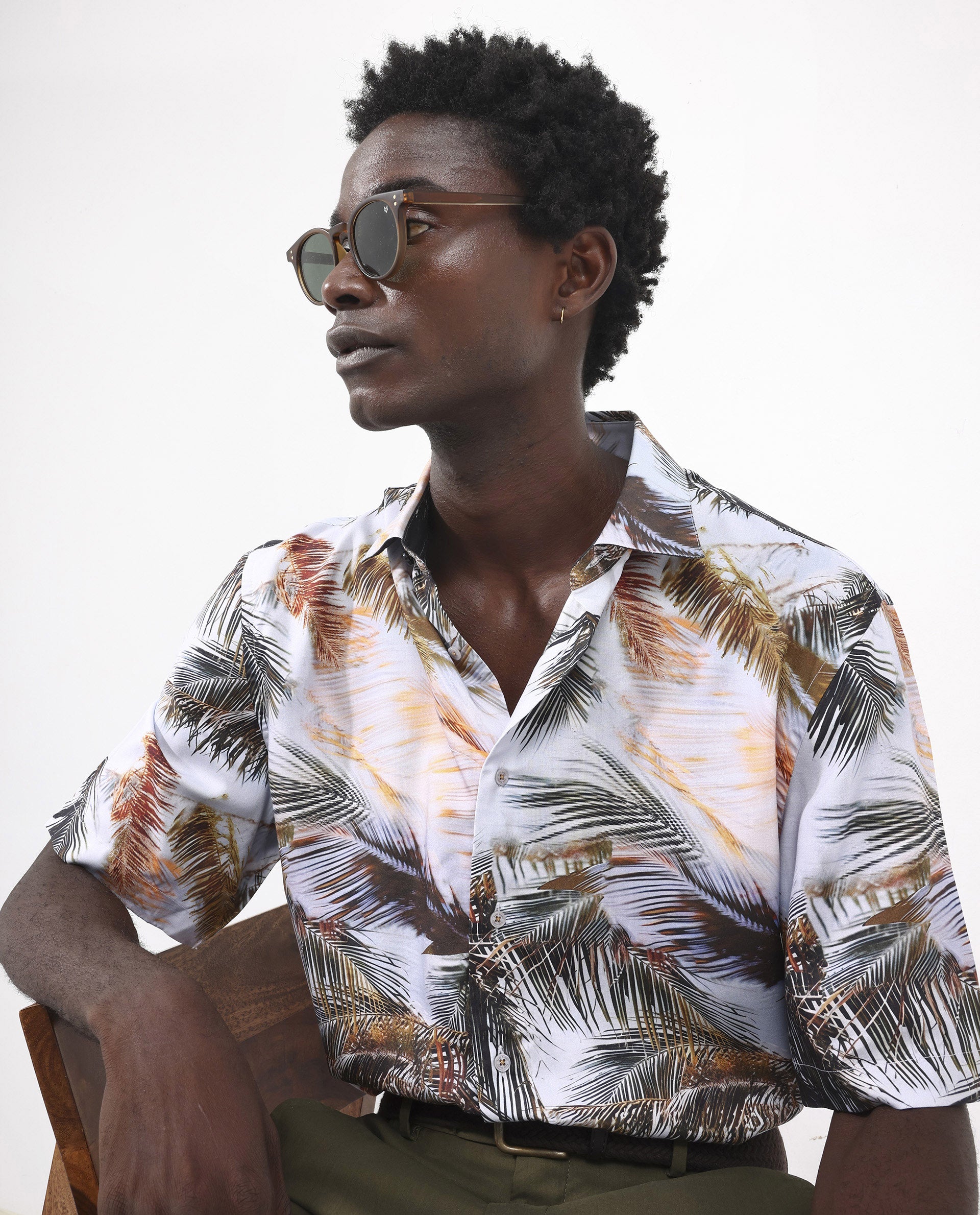 Rare Rabbit Men's Saiph Pastel Purple Viscose Fabric Short Sleeve Boxy Fit Tropical Print Shirt