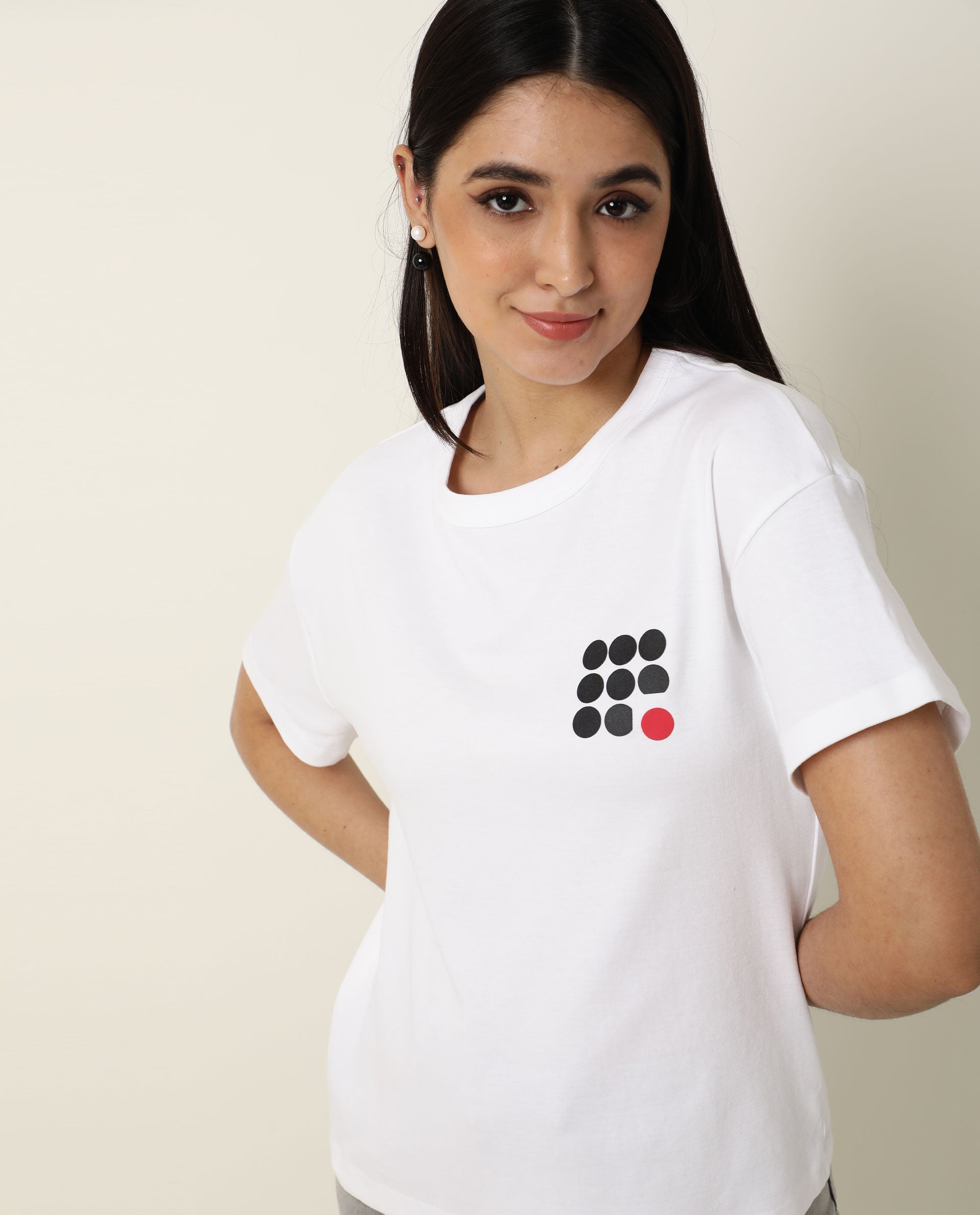 Rareism Women Sake White Cotton Fabric Regular Fit Half Sleeves Color Blocked Crew Neck T-Shirt