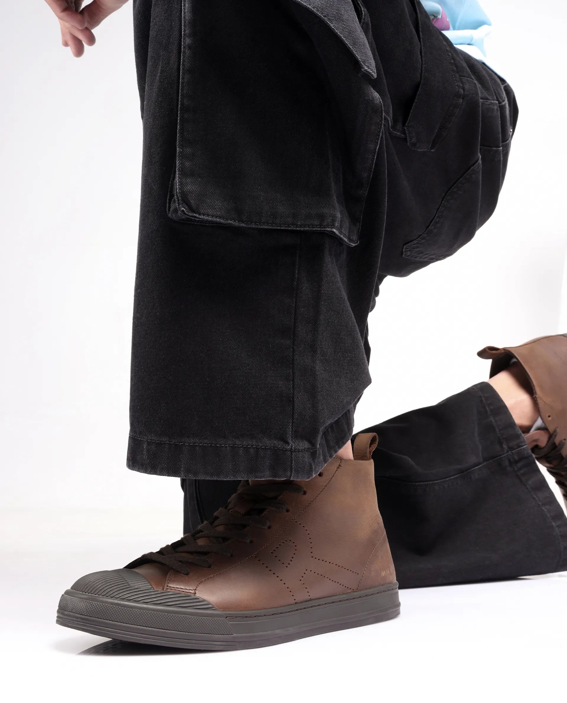 Rare Rabbit Men's Sauroil Hi Pro Brown High Top Lace Up Premium Oil Pull-Up Leather Sneaker