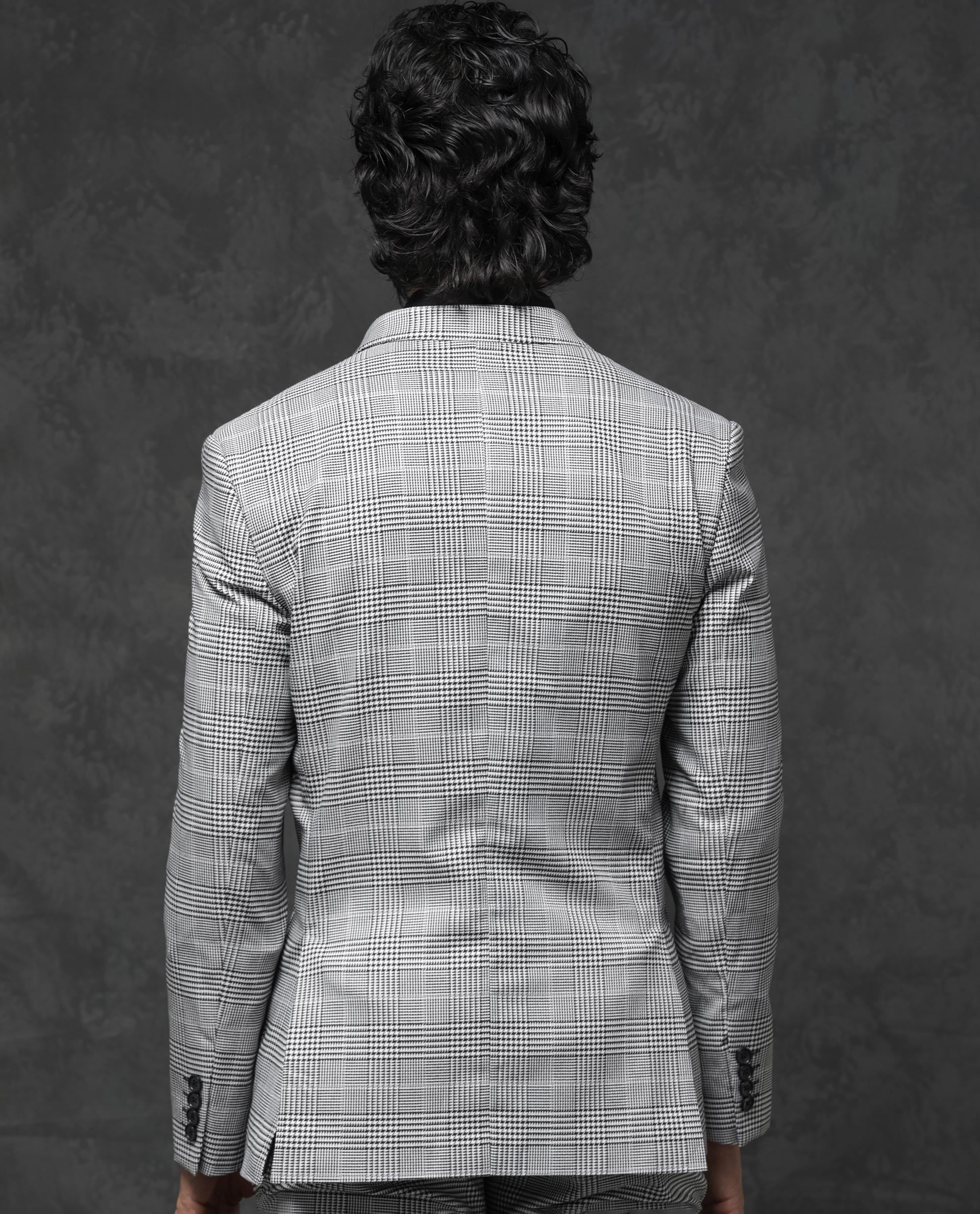 Rare Rabbit Men's Savyy Grey Polyester Viscose Fabric Peak Lapel Button Closure Double Breasted Houndstooth Check Suits