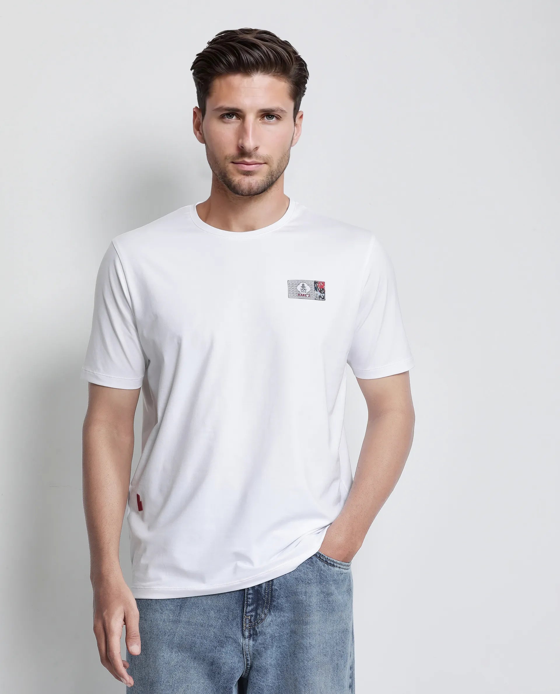 Rare Rabbit Men Saw White Cotton Lycra Fabric Short Sleeve Crew Neck Slip-On Plain T-Shirt