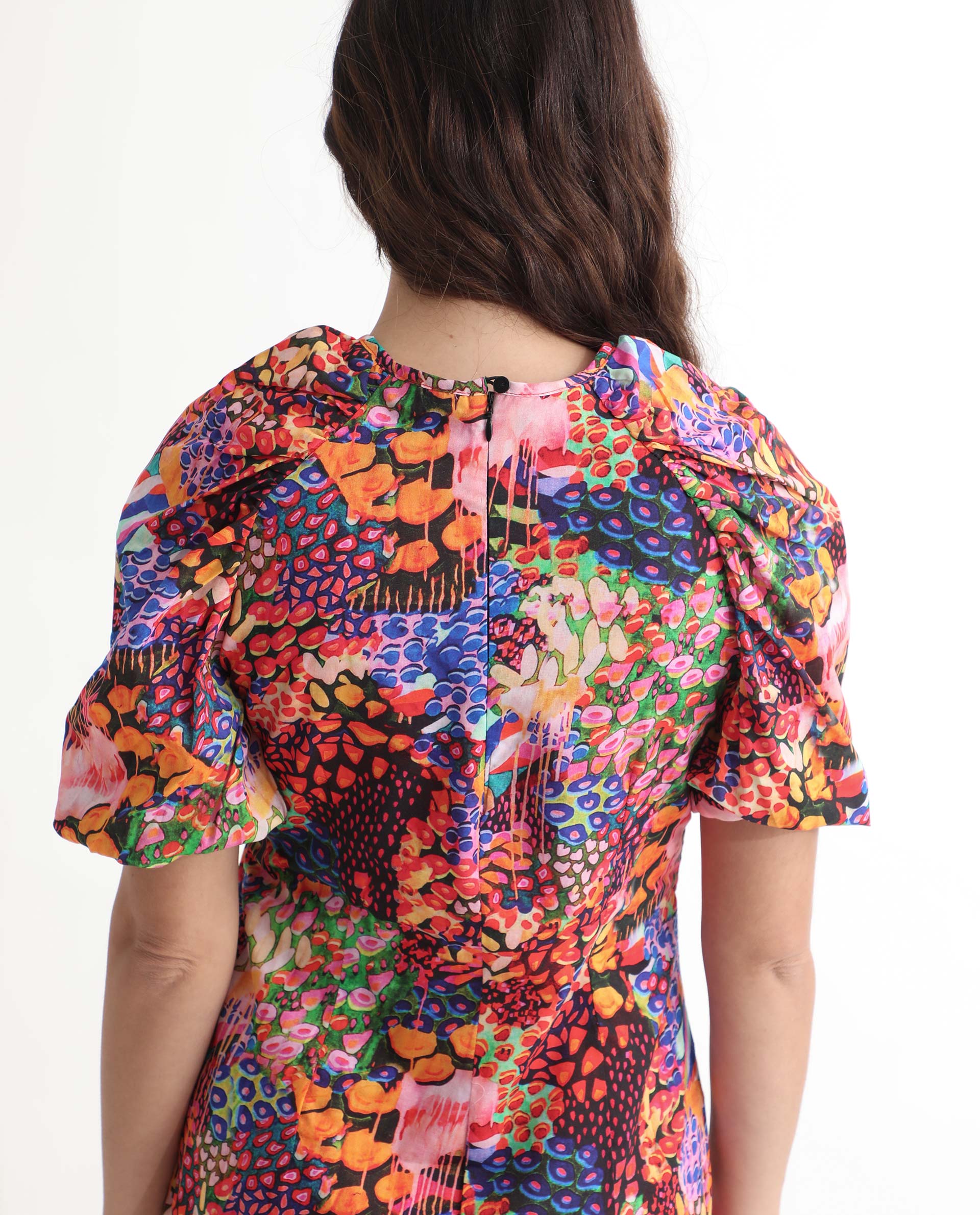 Rareism Women Scott Multi Cotton Fabric Short Sleeves Zip Closure Round Neck Puff Sleeve Slim Fit Floral Print Short Asymmetric Dress