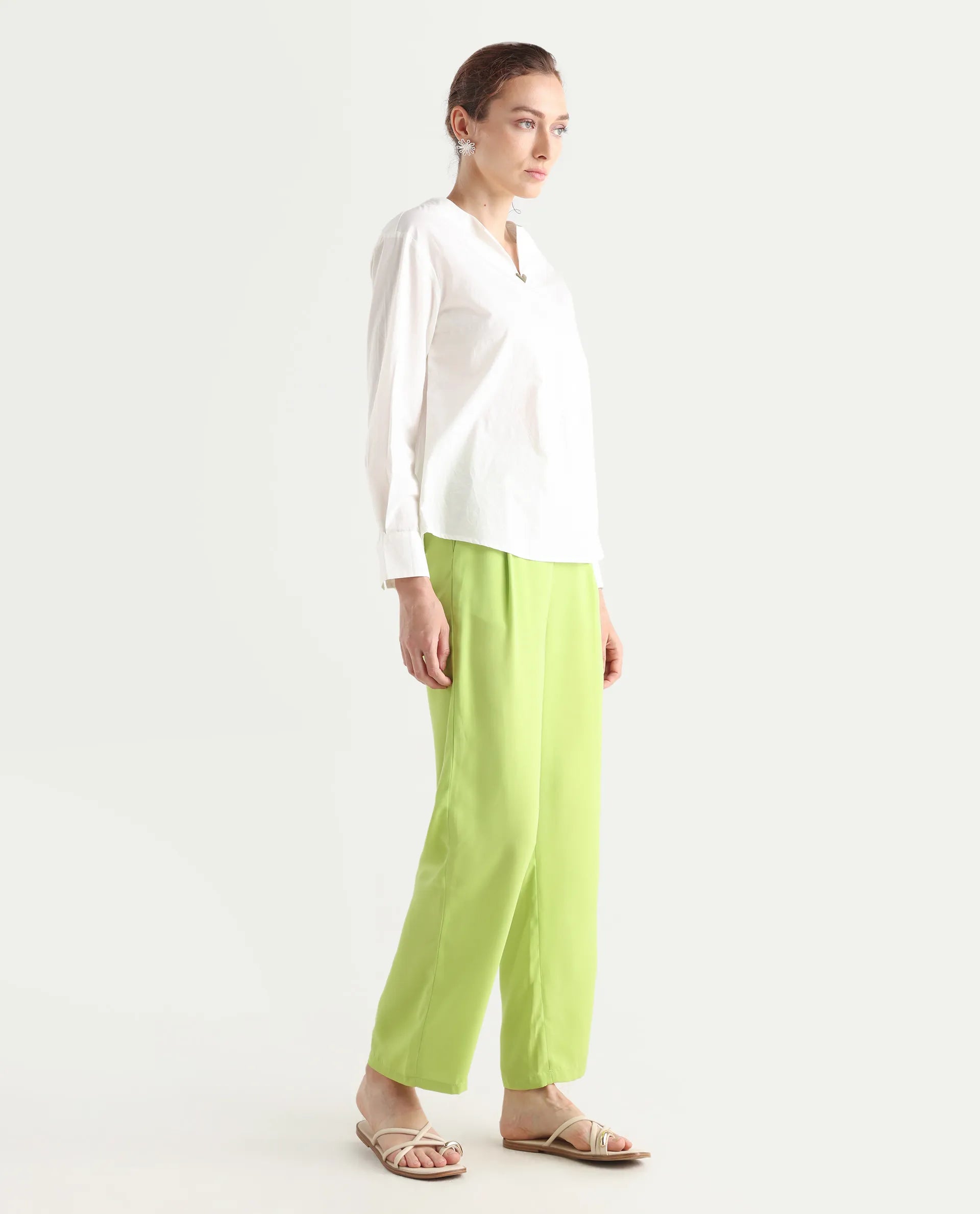 Rareism Women's Serbay-B Green Polyester Plain Ankle Length Straight Fit Trouser