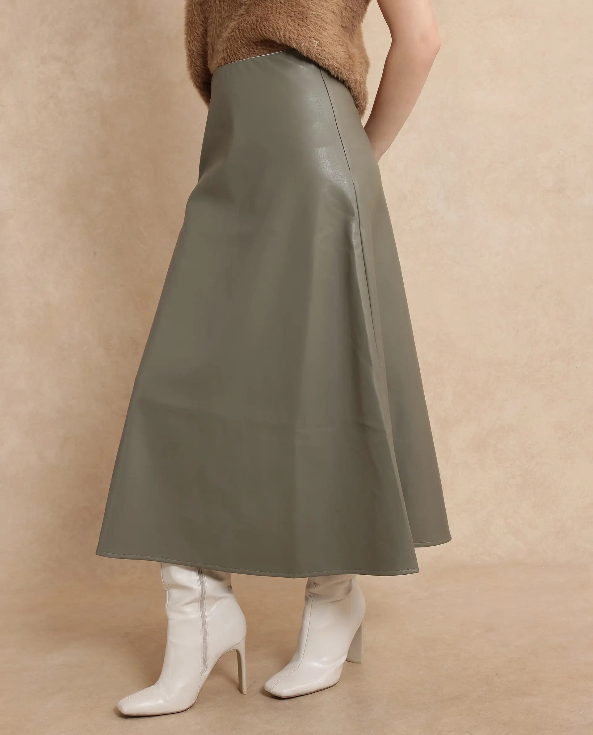 Rareism Women Serdo Olive Polyester Fabric Short Sleeve Plain Skirt