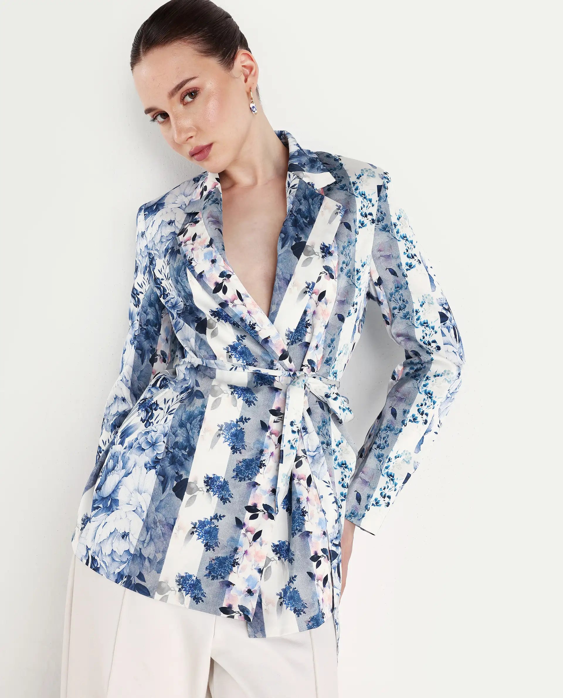 Rareism Women's Shabella Blue Polyester Lapel Neck Floral Print Tailored Blazer